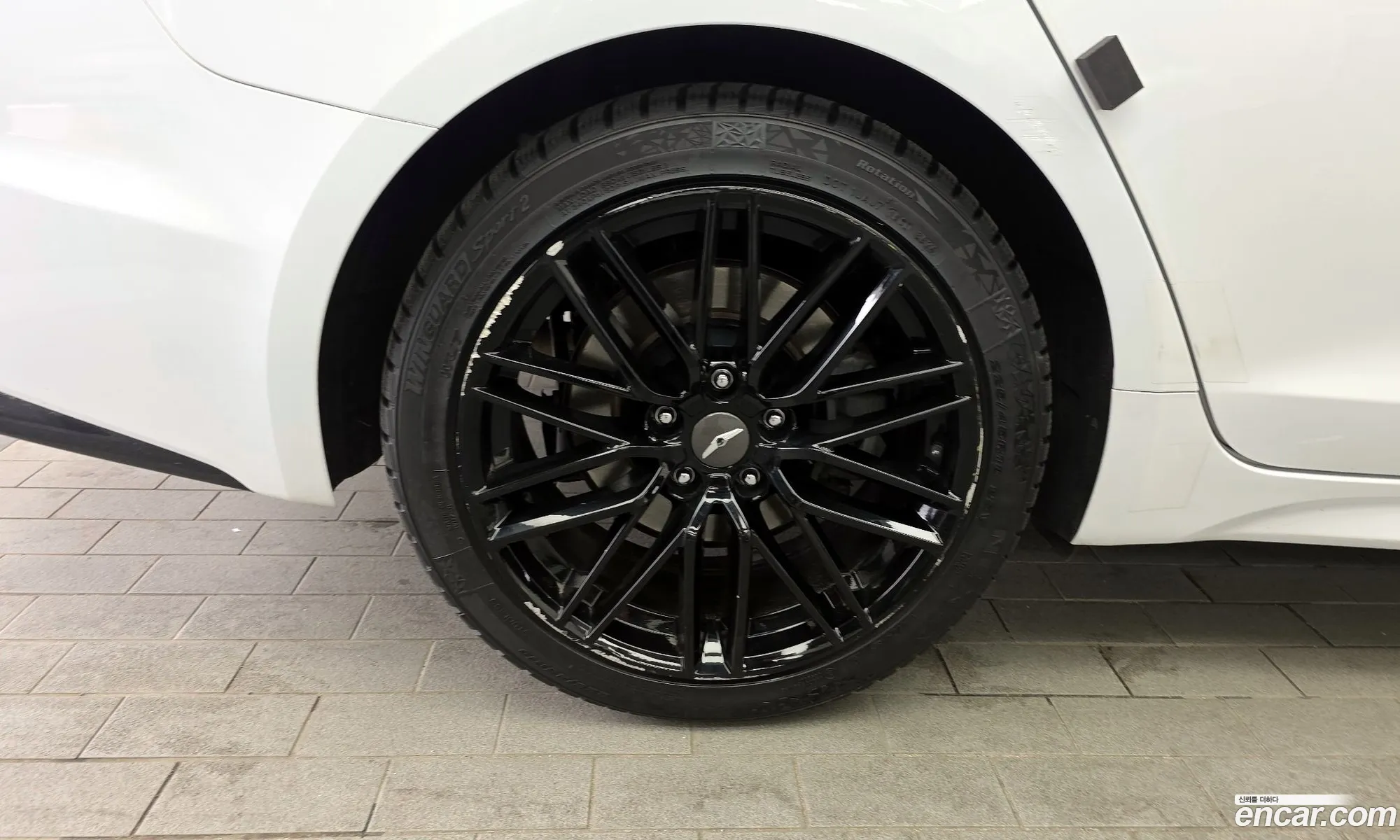 Genesis G70 2019 — 29