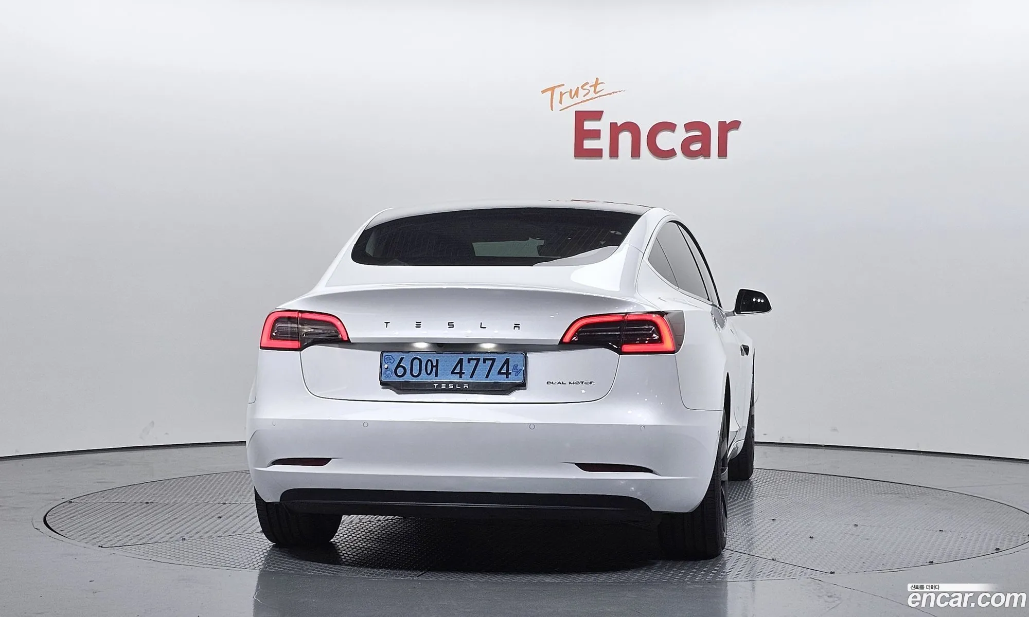 Tesla Model 3 2020 — 2