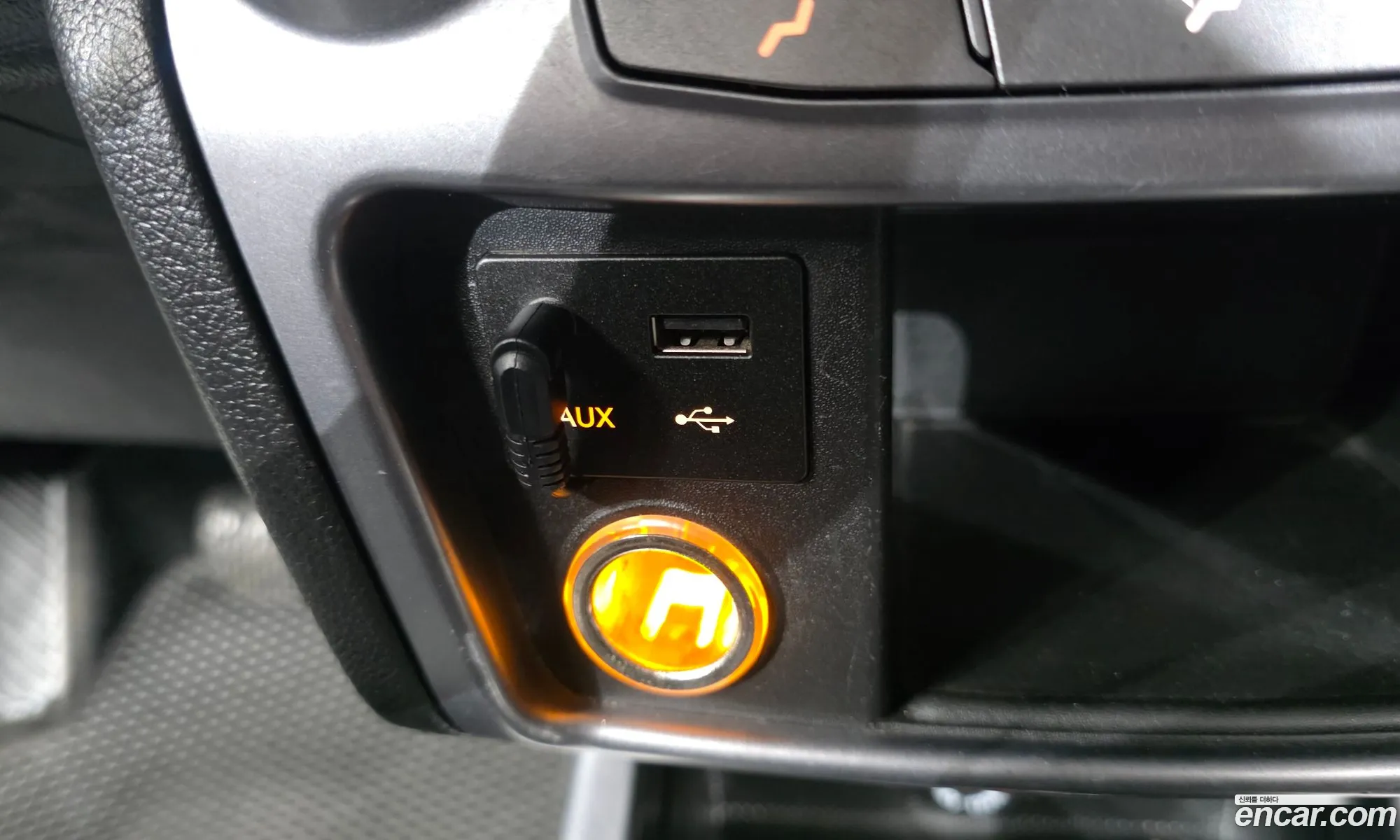 KG Mobility (SsangYong) Korando C 2015 — 12