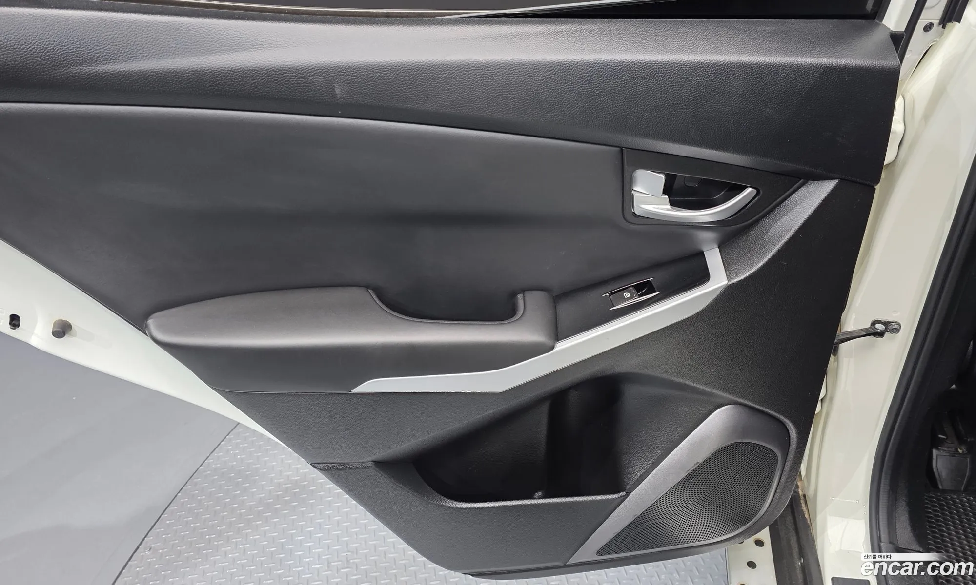 KG Mobility (SsangYong) Korando C 2015 — 21