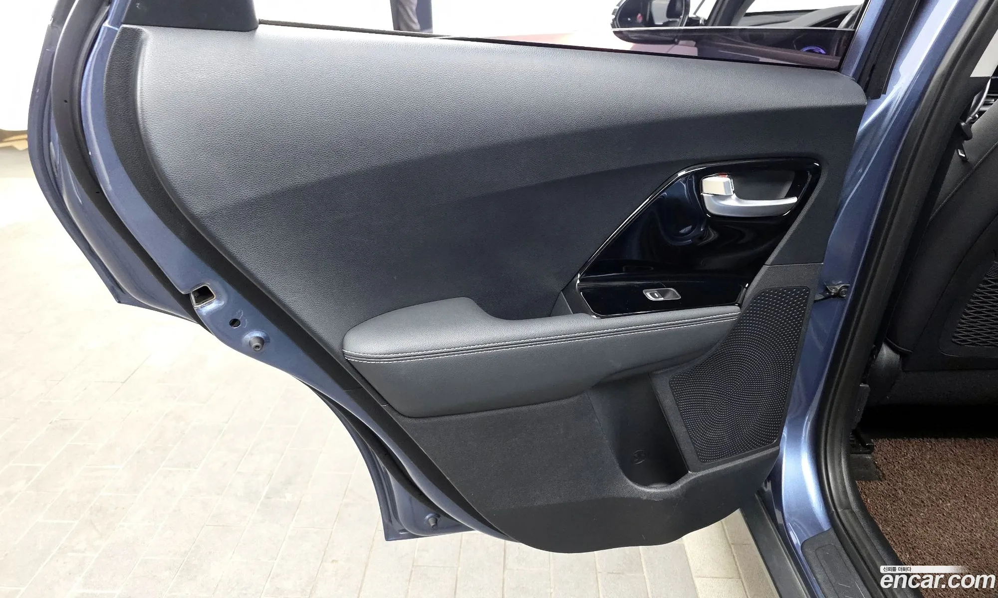 Kia Niro 2019 — 11