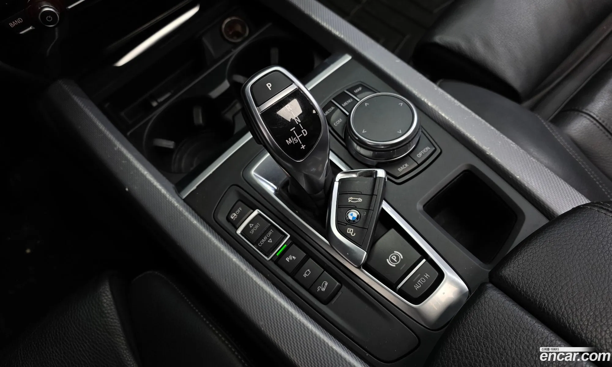 BMW X5 2018 — 18