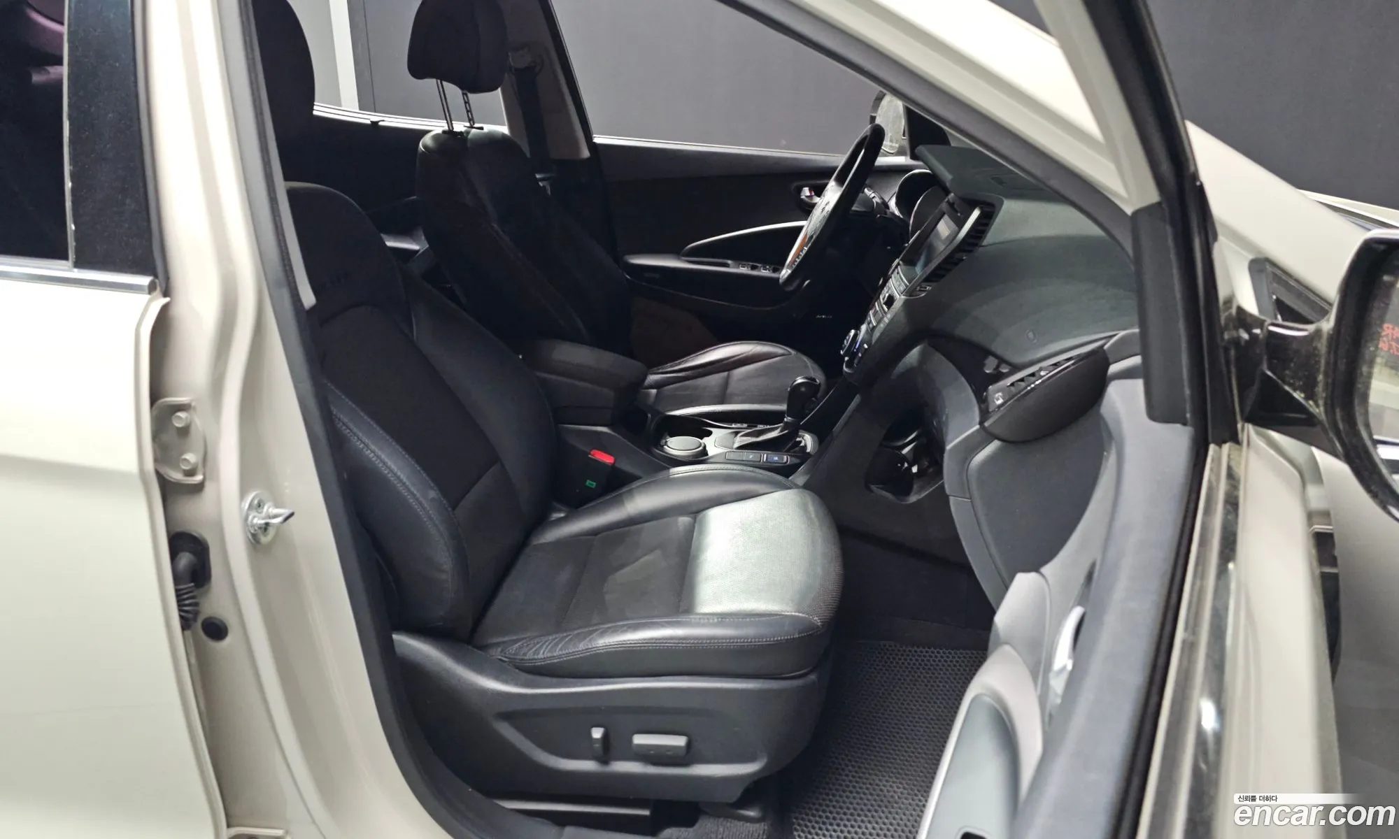Hyundai Santa Fe DM 2015 — 11