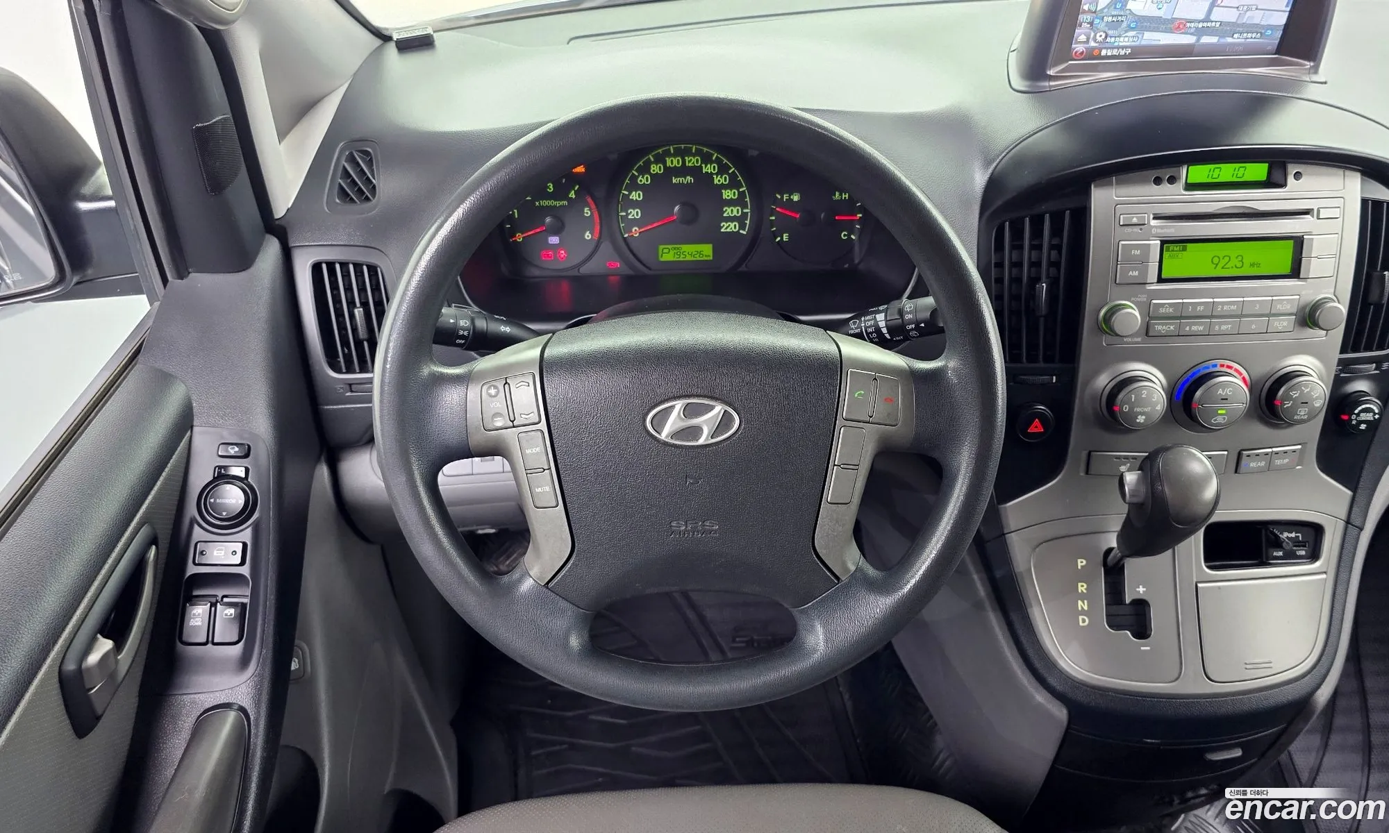 Hyundai Grand Starex 2012 — 10