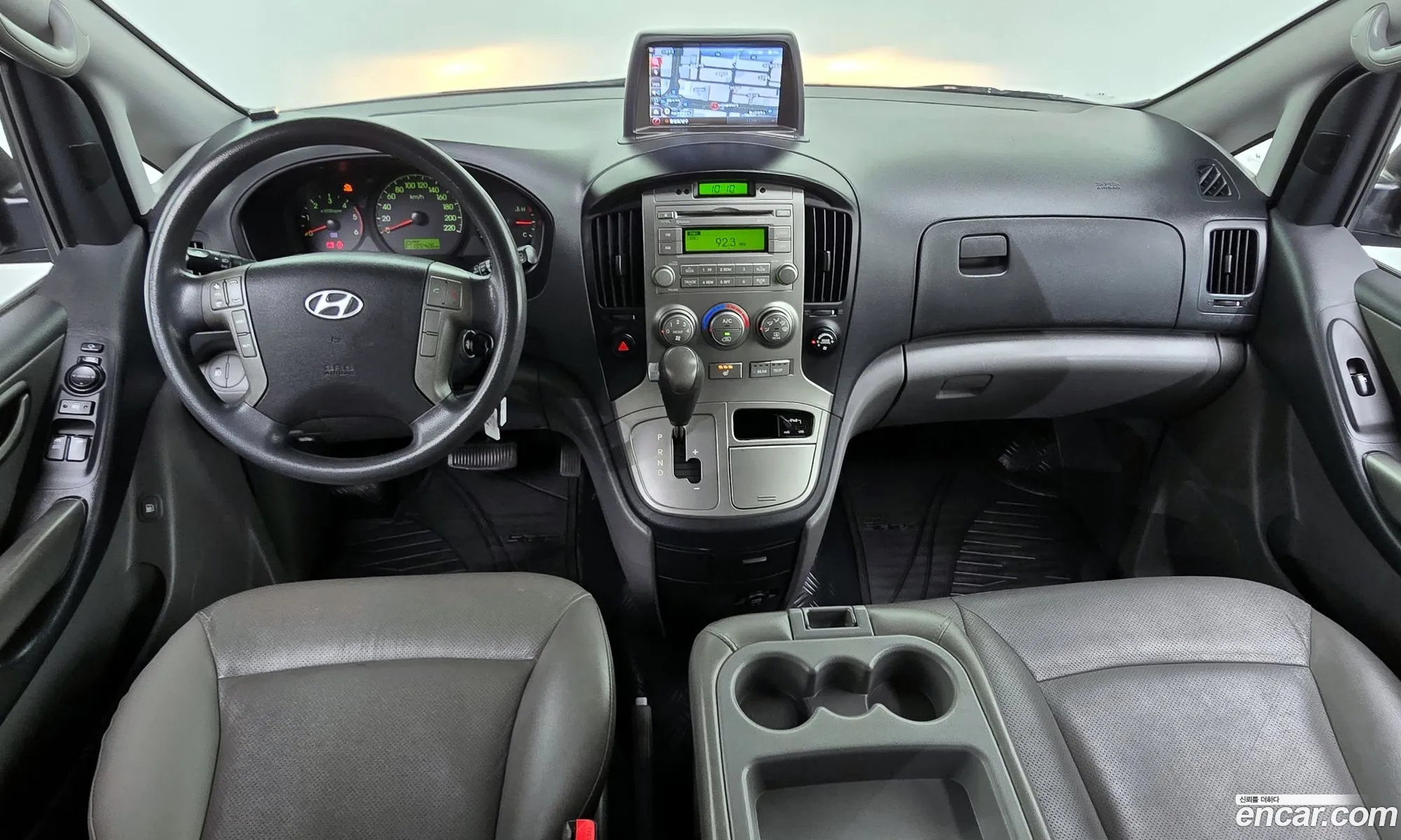 Hyundai Grand Starex 2012 — 7