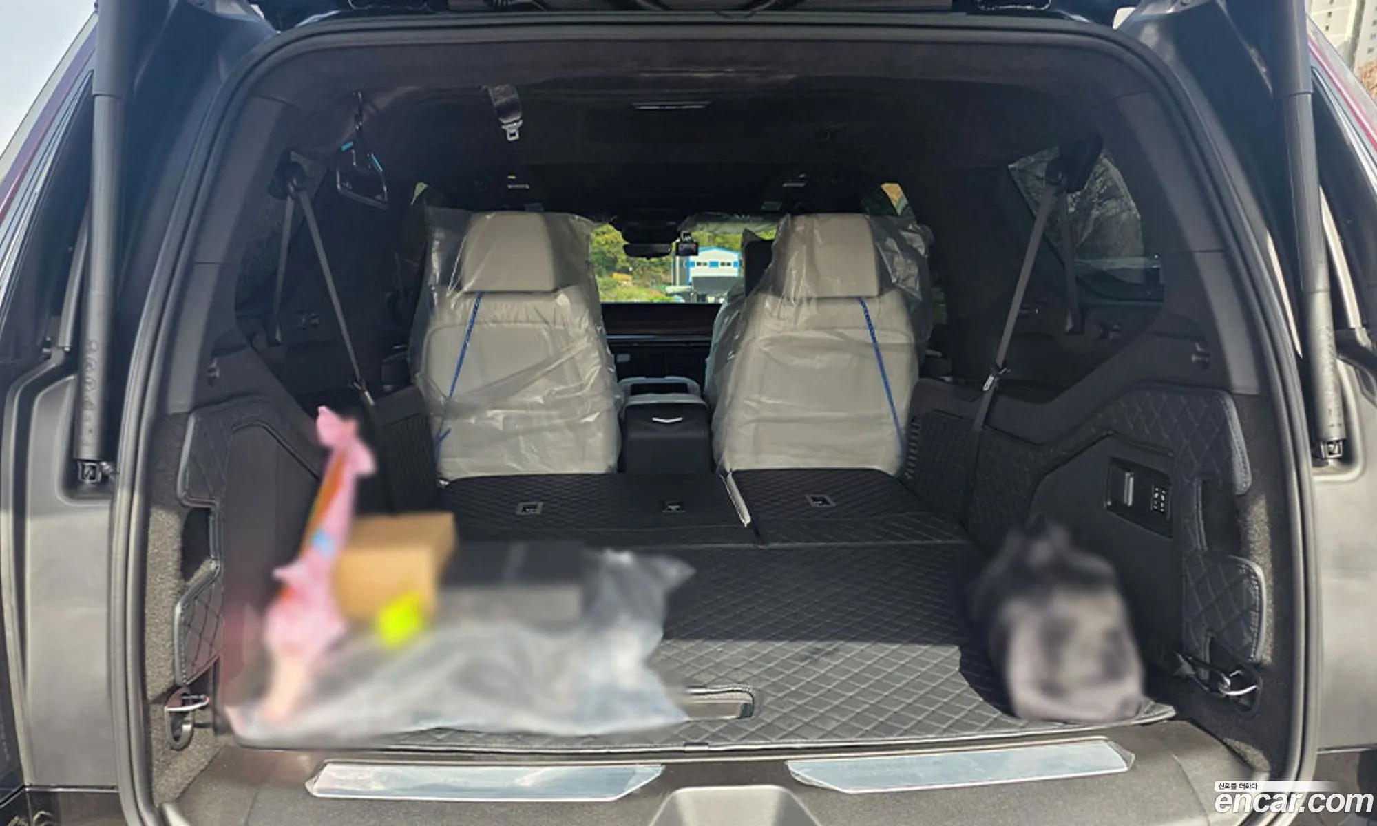 Cadillac Escalade 2026 — 3