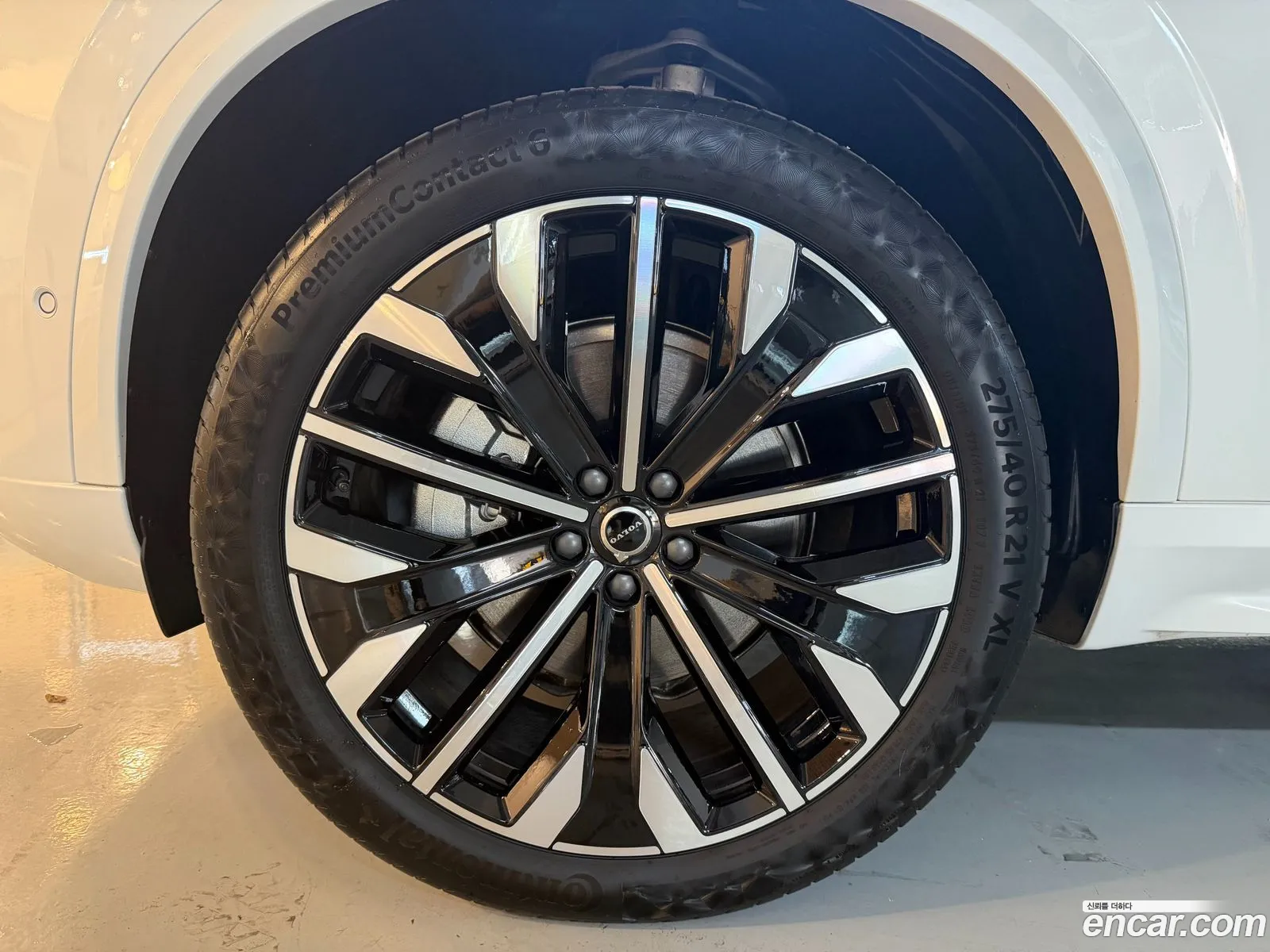 Volvo XC90 2025 — 12