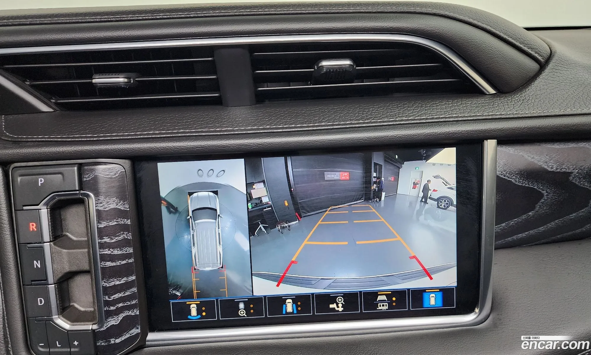 GMC Yukon 2021 1GKS2JKL111111111 — 26