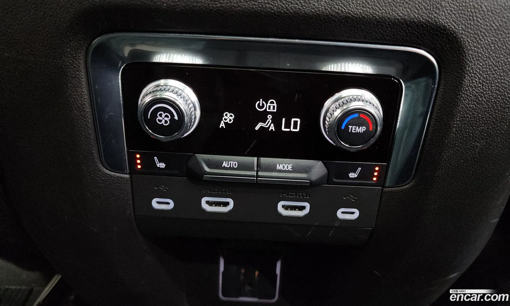 GMC Yukon 2021 1GKS2JKL111111111 — 11