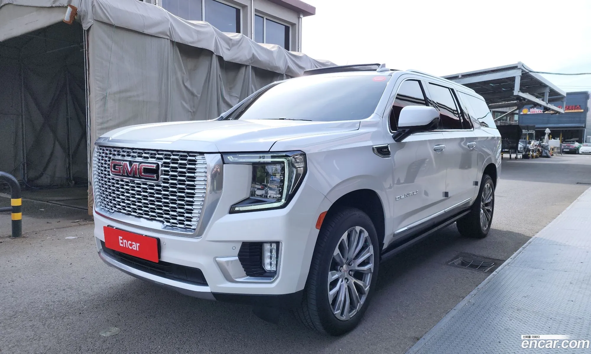 GMC Yukon 2021 1GKS2JKL111111111 — 32