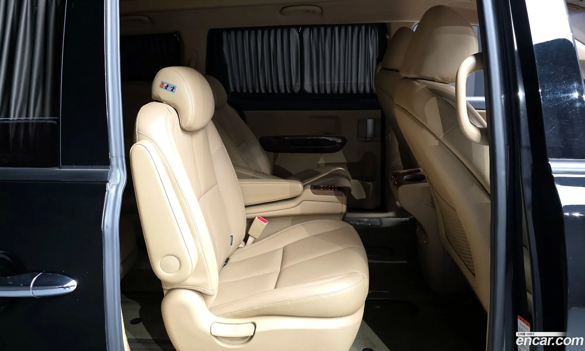 Kia Carnival 2017 — 14