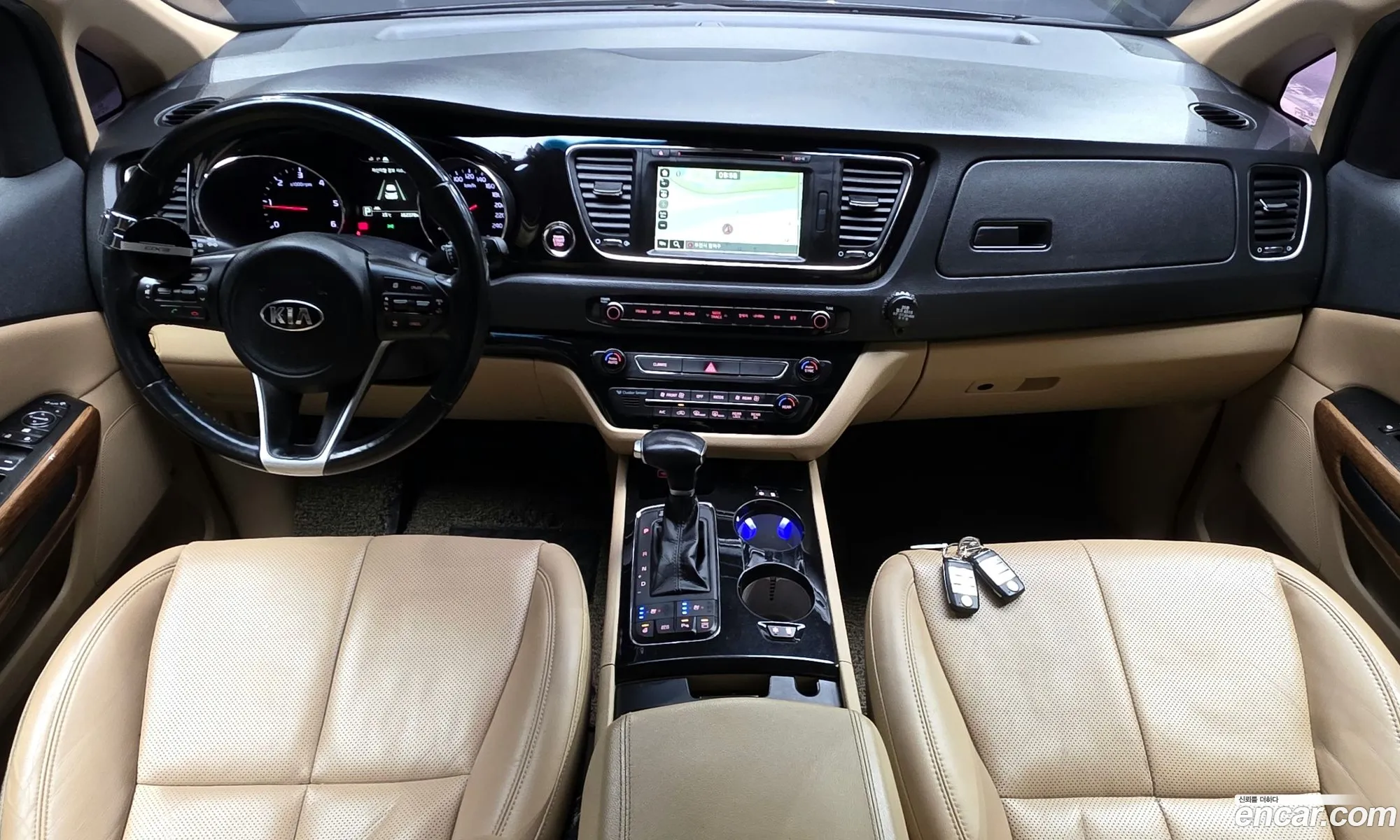 Kia Carnival 2017 — 7