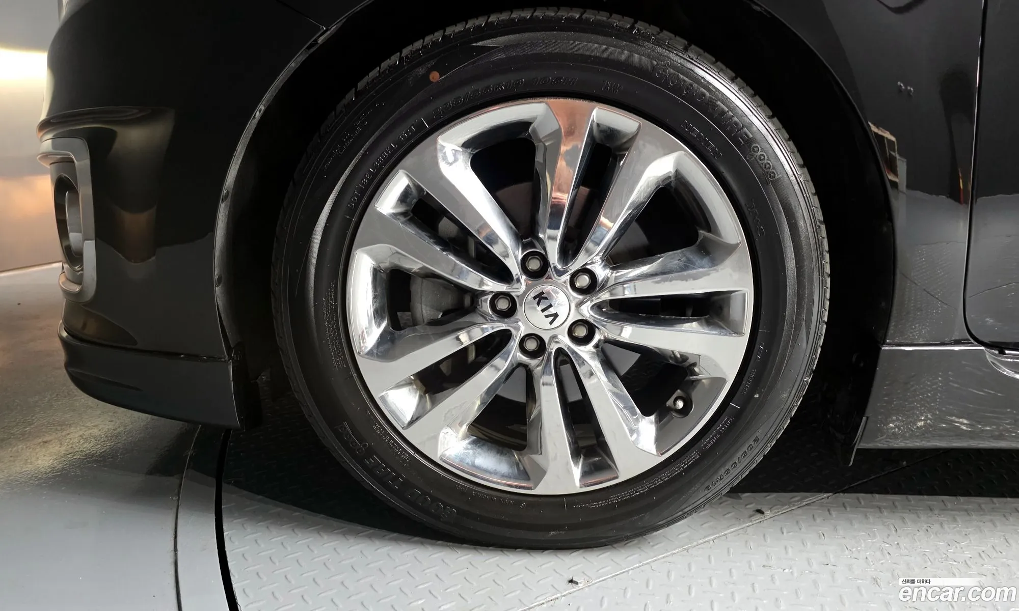 Kia Carnival 2017 — 31