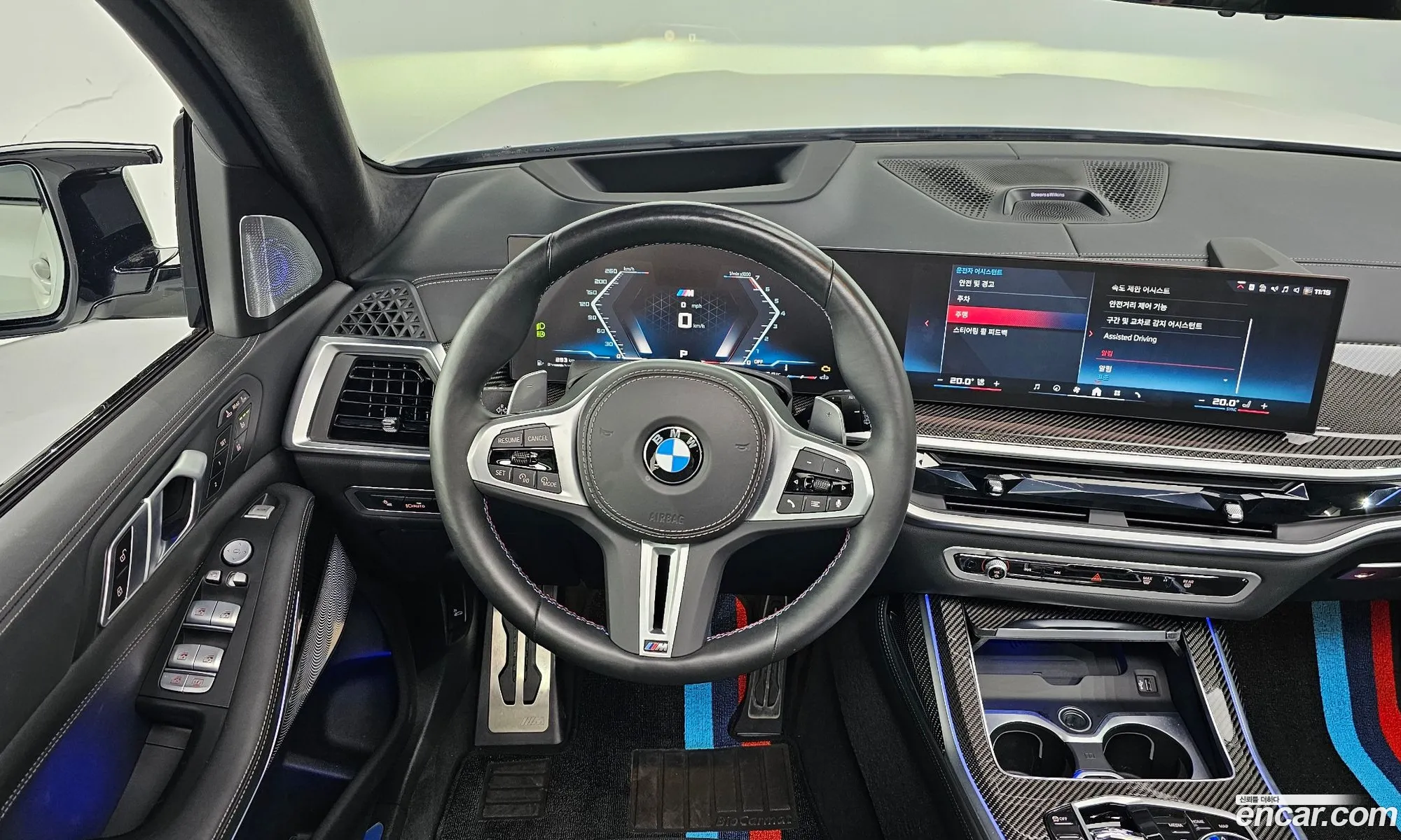 BMW X7 2024 — 7