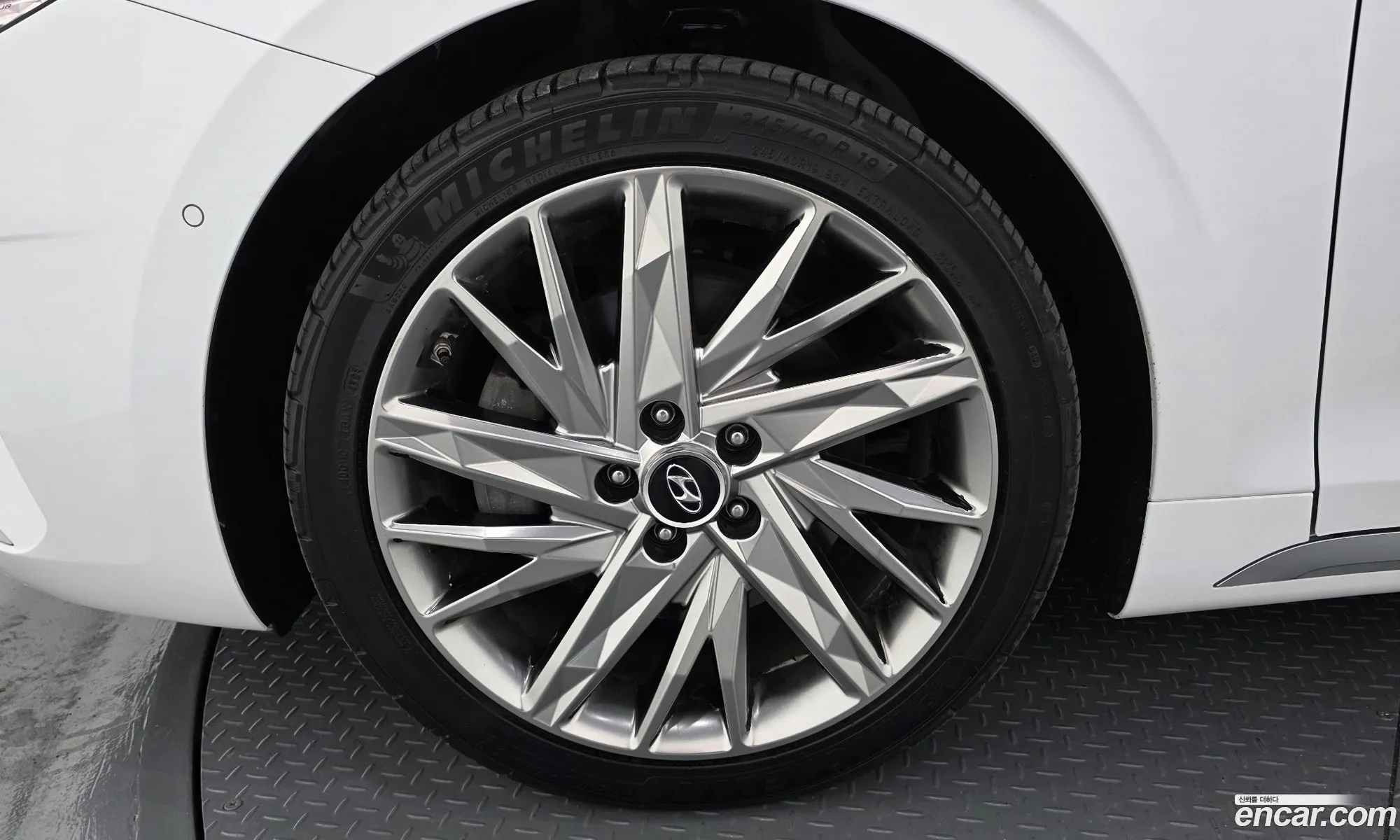 Hyundai Grandeur IG 2020 — 14