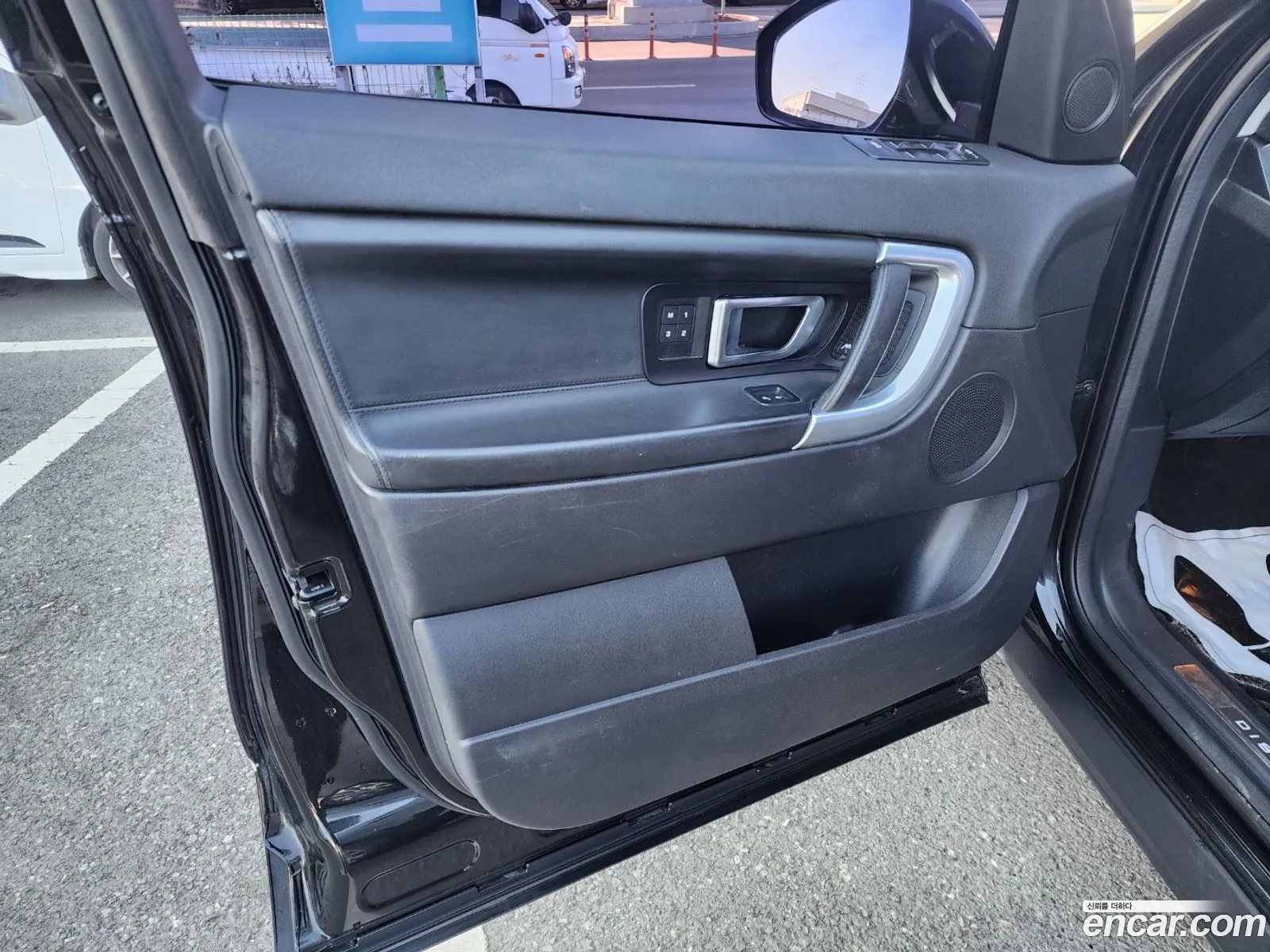 Land Rover Discovery Sport 2016 — 8