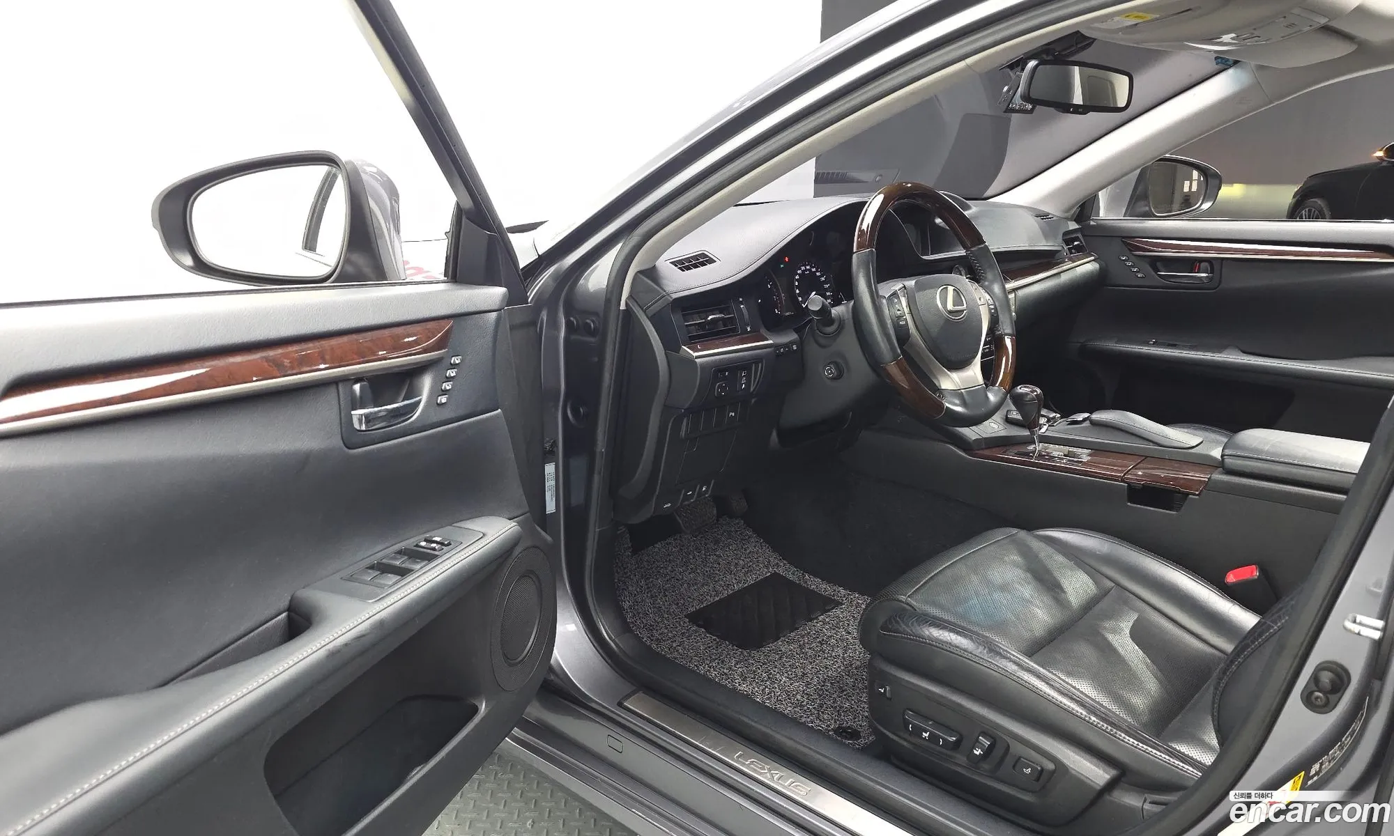 Lexus ES350 2012 — 13