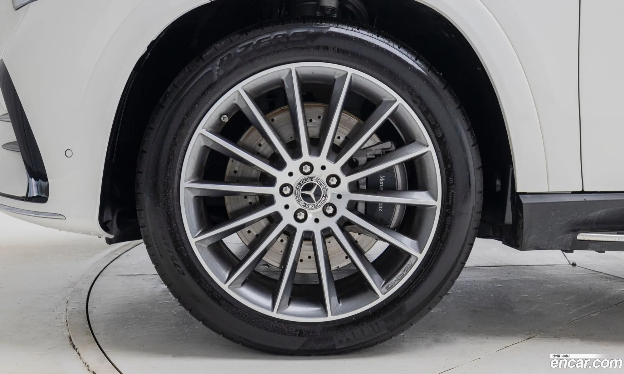 Mercedes-Benz GLE-Class W167 2025 — 14