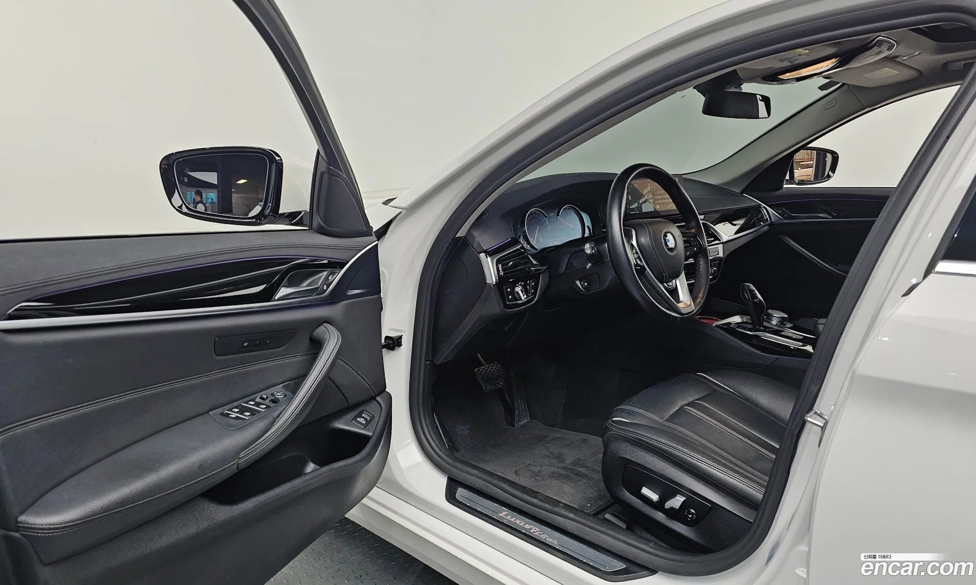 BMW 5 Series 2018 WBAJK7109JBP70917 — 15