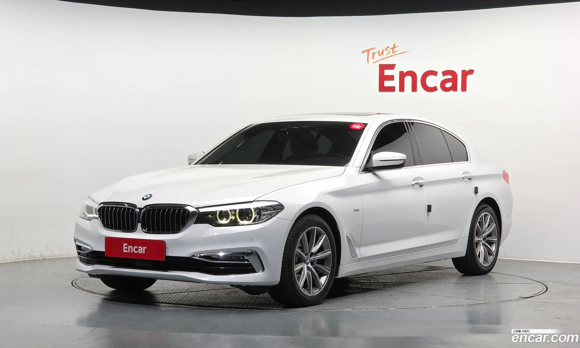 BMW 5 Series 2018 WBAJK7109JBP70917 — 33