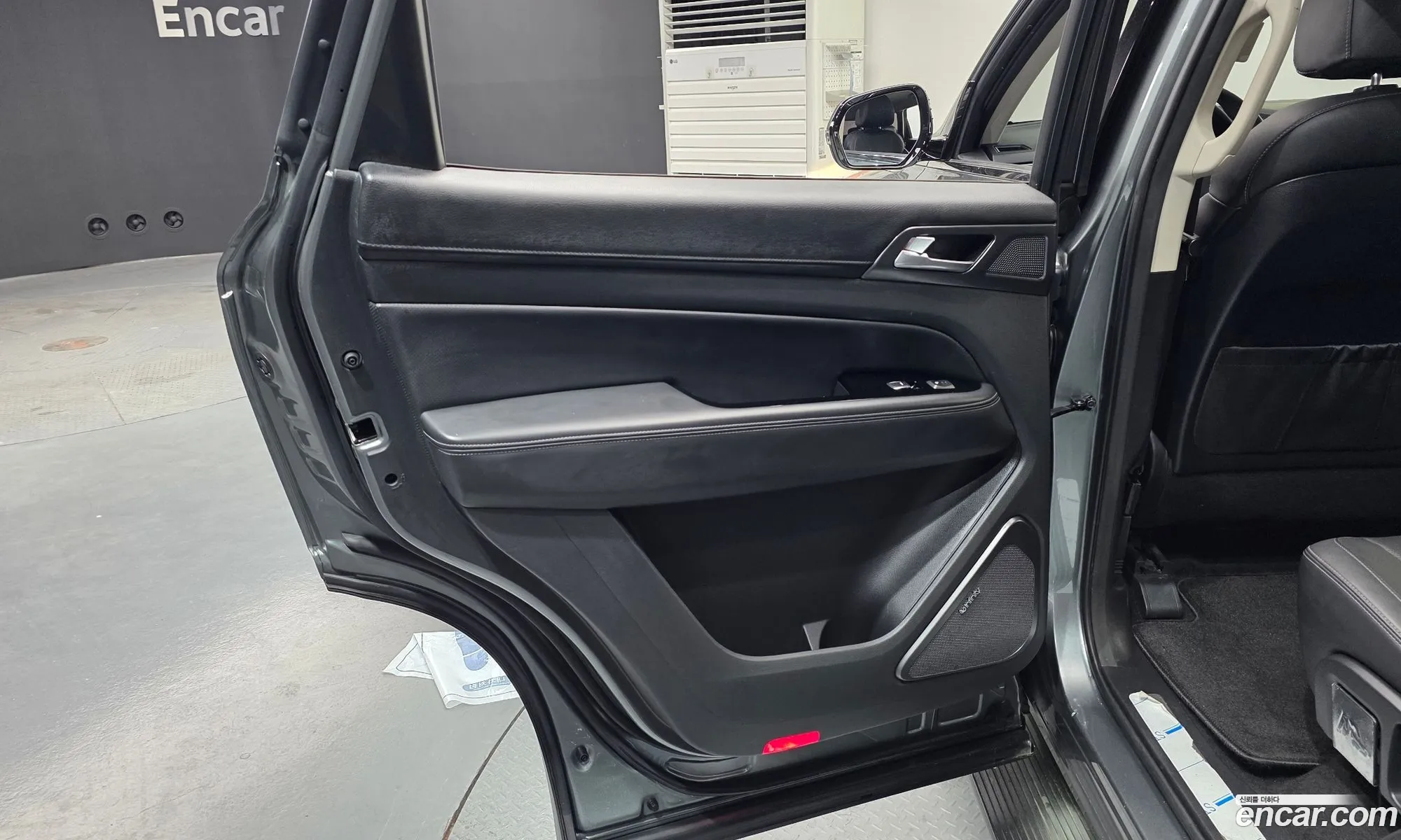 KG Mobility (SsangYong) G4 Rexton 2019 — 13