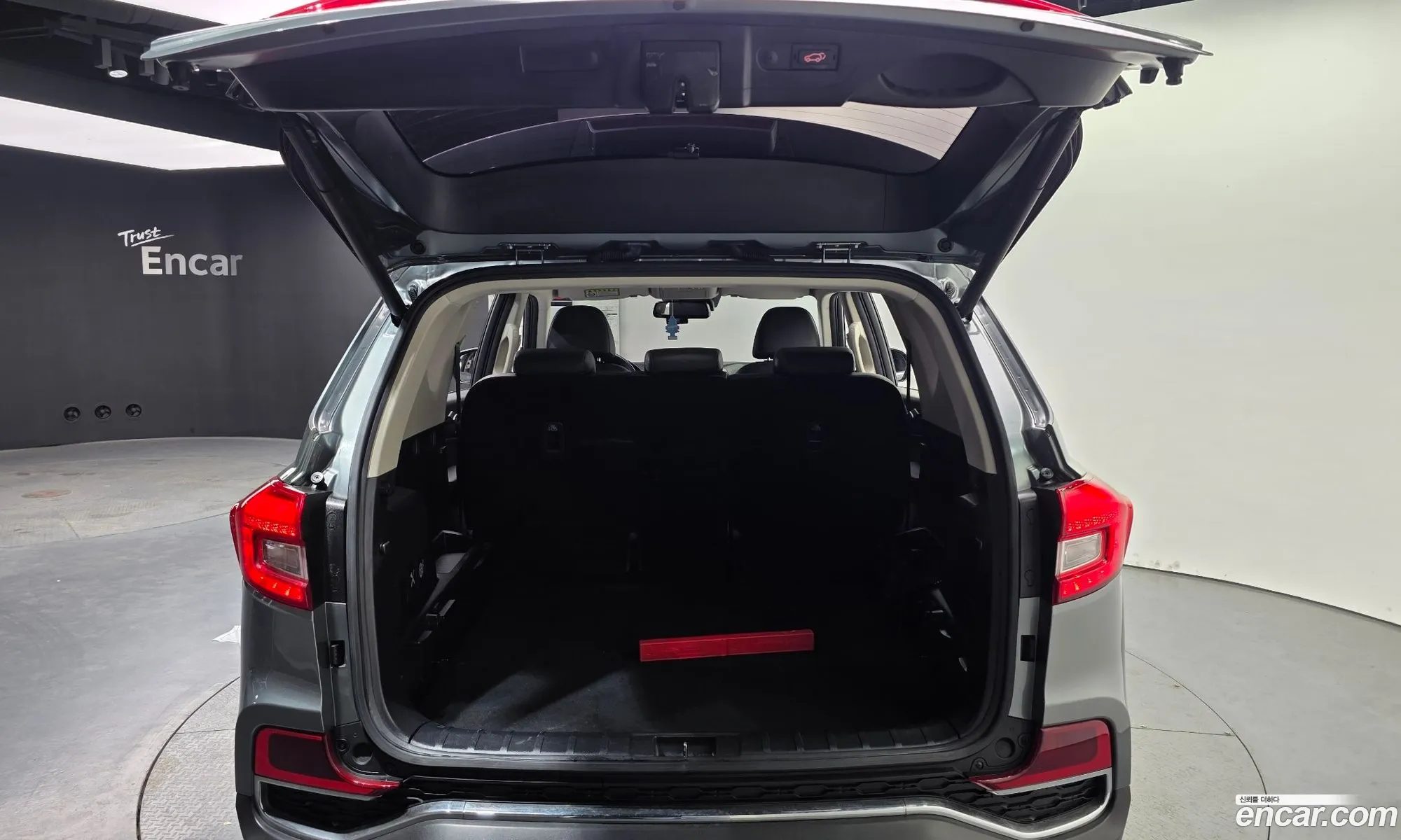 KG Mobility (SsangYong) G4 Rexton 2019 — 12