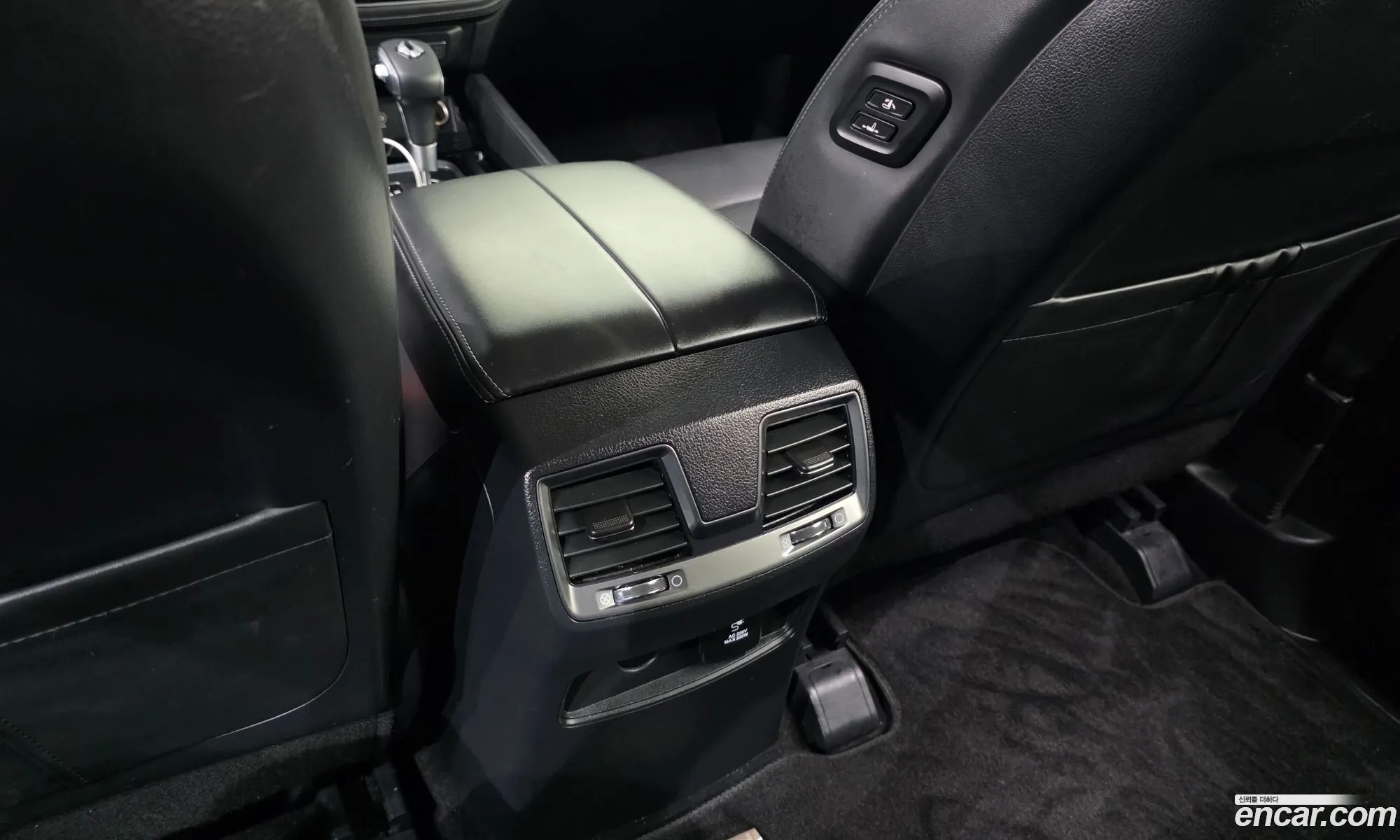 KG Mobility (SsangYong) G4 Rexton 2019 — 35