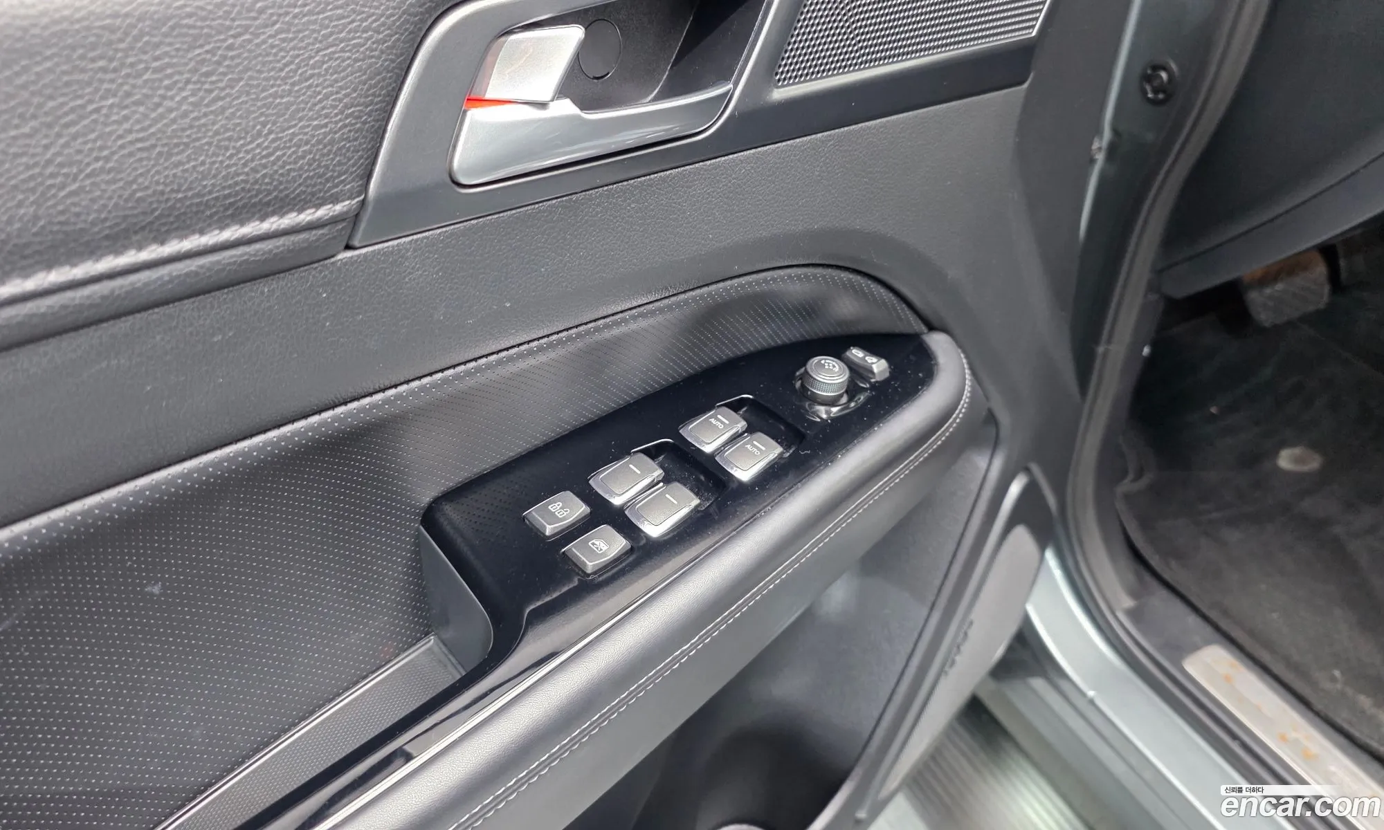 KG Mobility (SsangYong) G4 Rexton 2019 — 27
