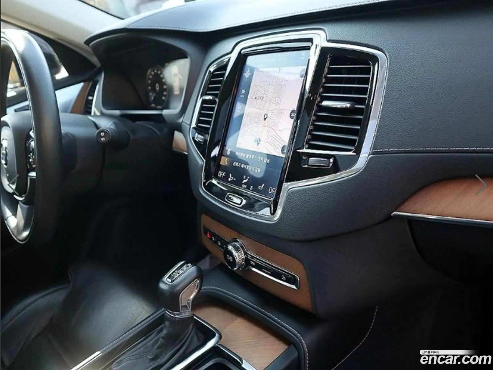Volvo XC90 2018 — 4