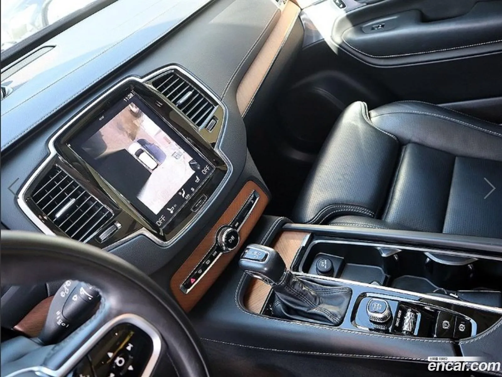 Volvo XC90 2018 — 8
