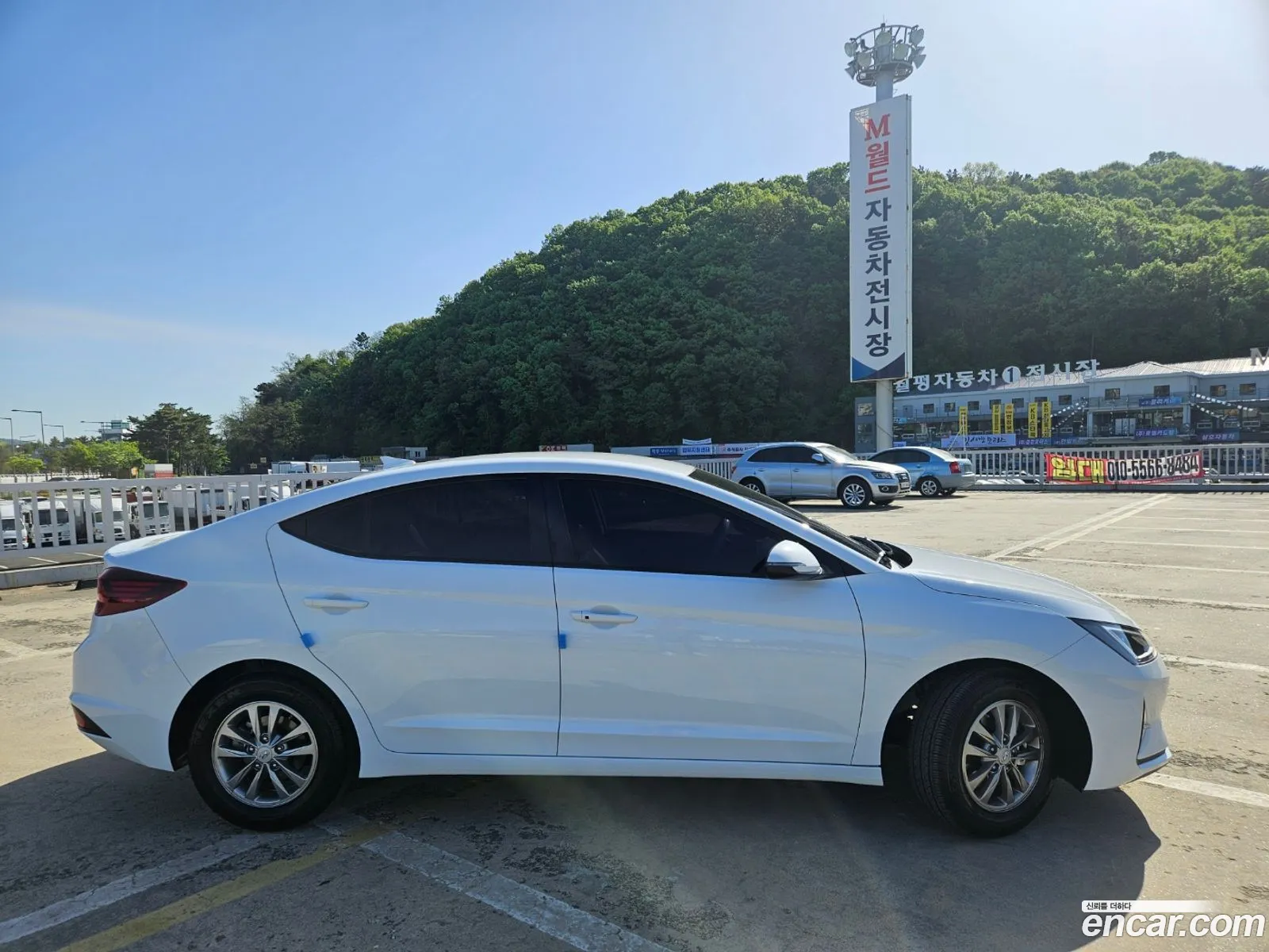 Hyundai Elantra AD 2020 — 18