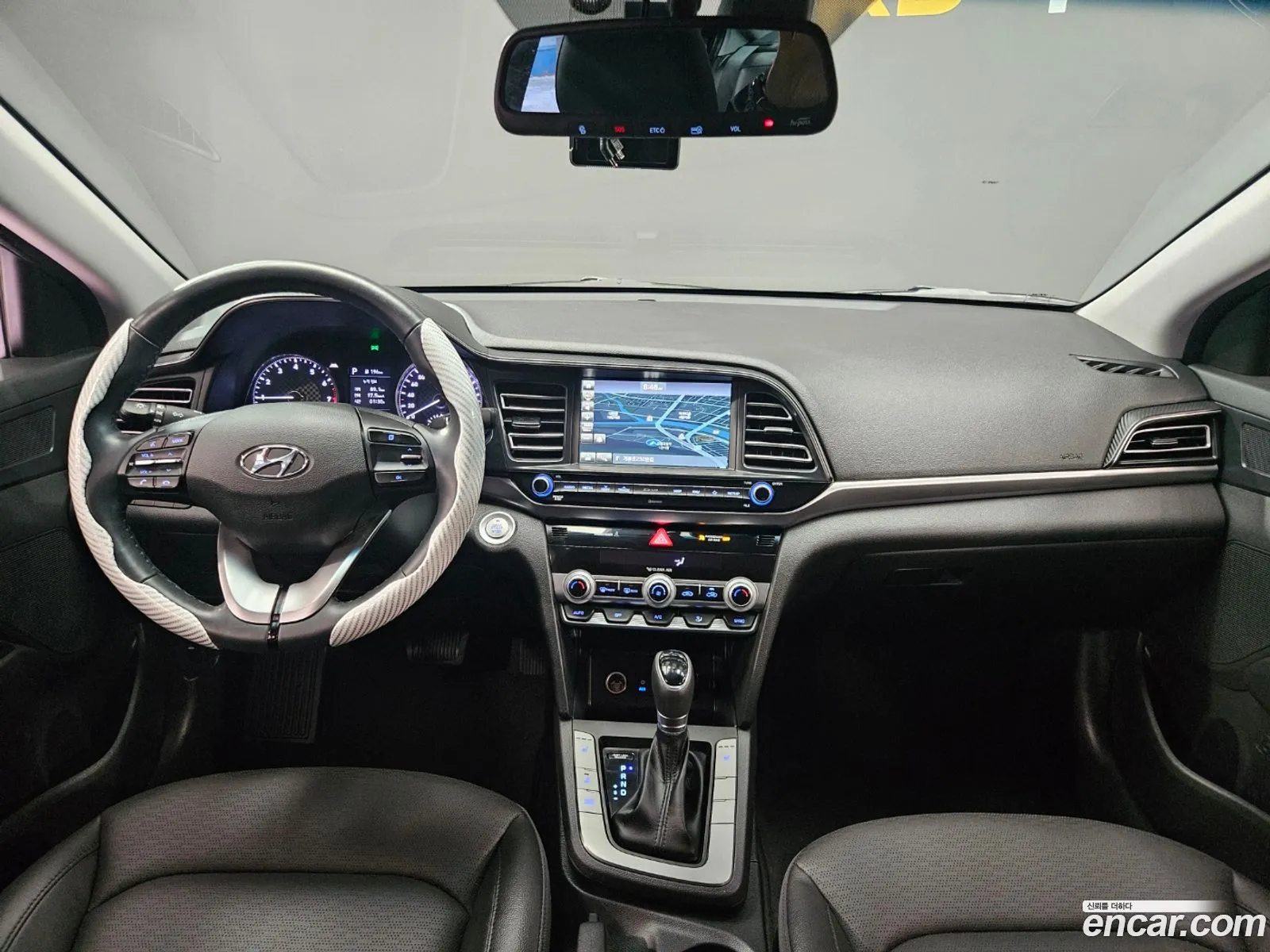 Hyundai Elantra AD 2020 — 6