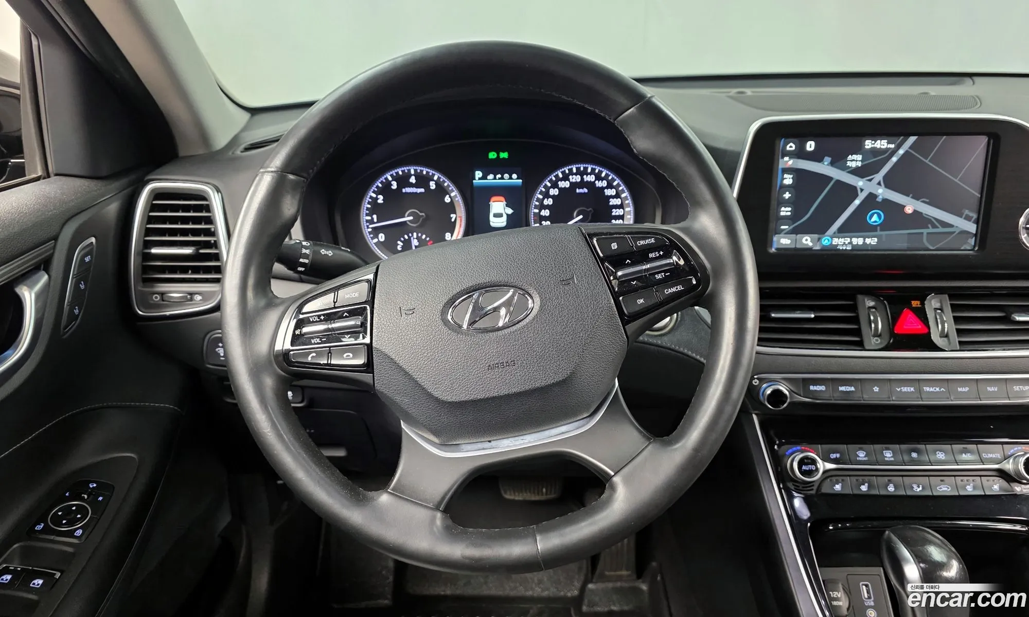 Hyundai Grandeur IG 2016 — 15