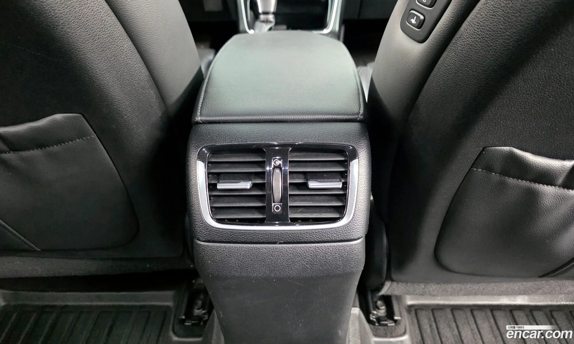 Hyundai Grandeur IG 2016 — 21