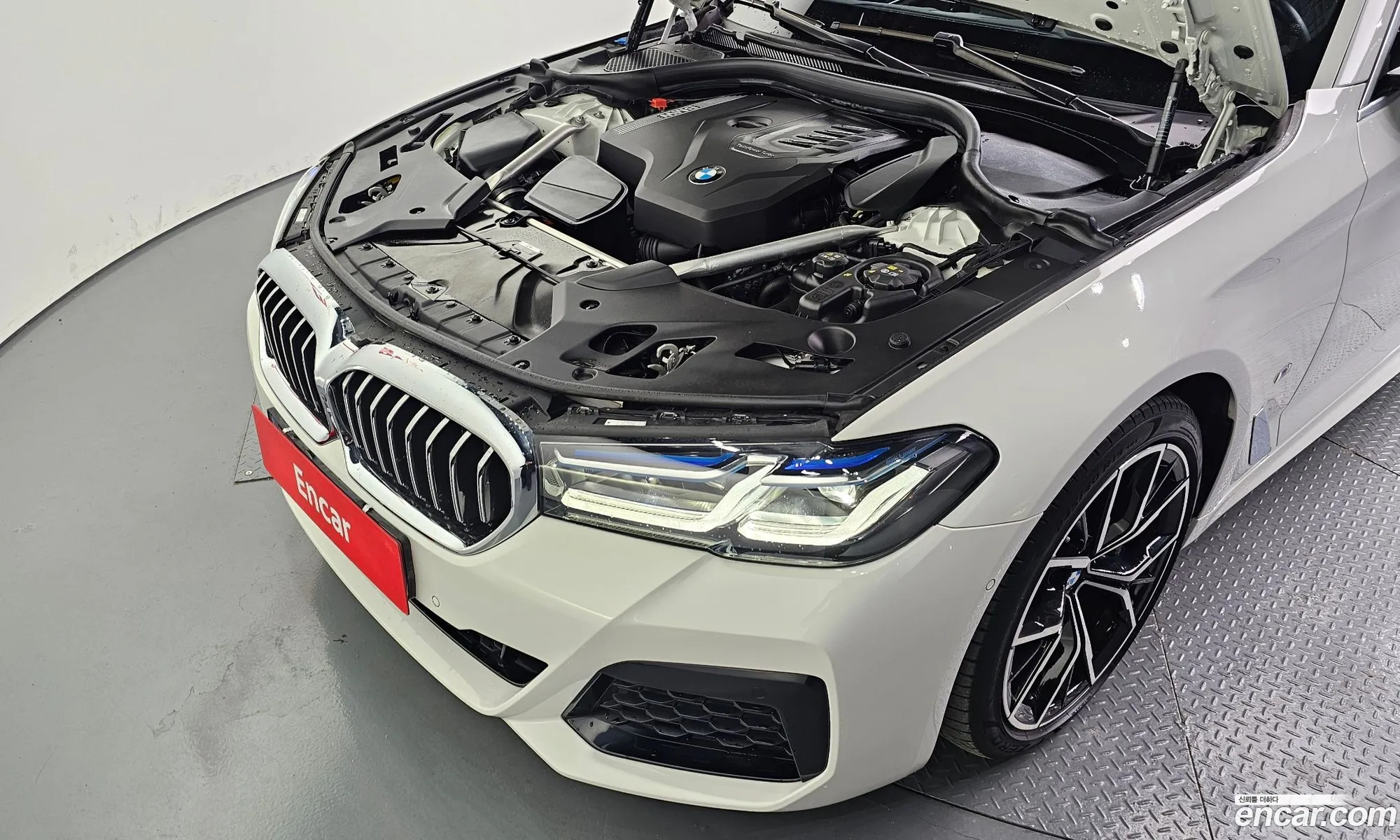 BMW 5 Series 2023 WBA71BH05PCM69599 — 7