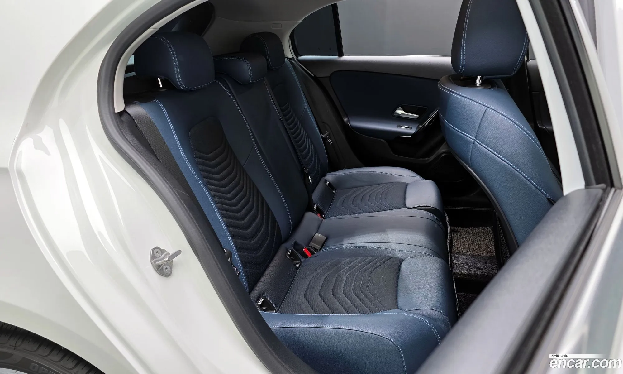 Mercedes-Benz A-Class W177 2019 — 28