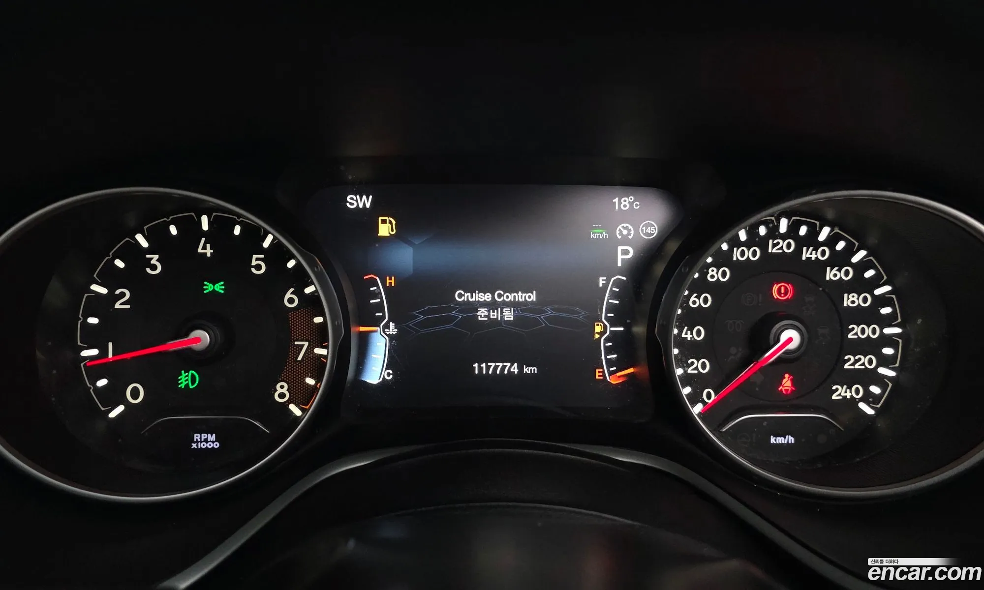 Jeep Compass 2018 3C4NJDCB2JT394208 — 3