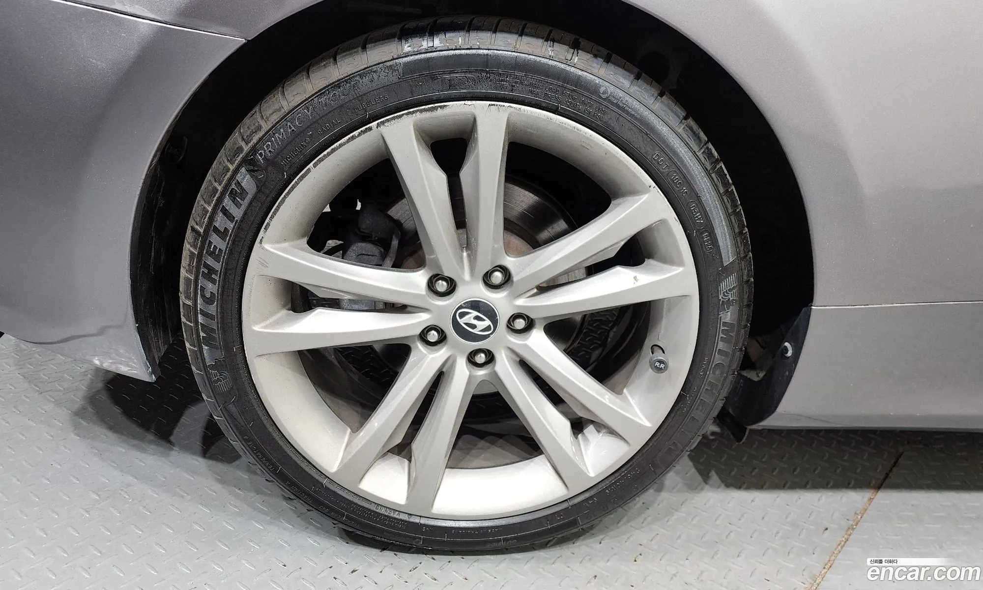 Hyundai Genesis Coupe 2010 — 11