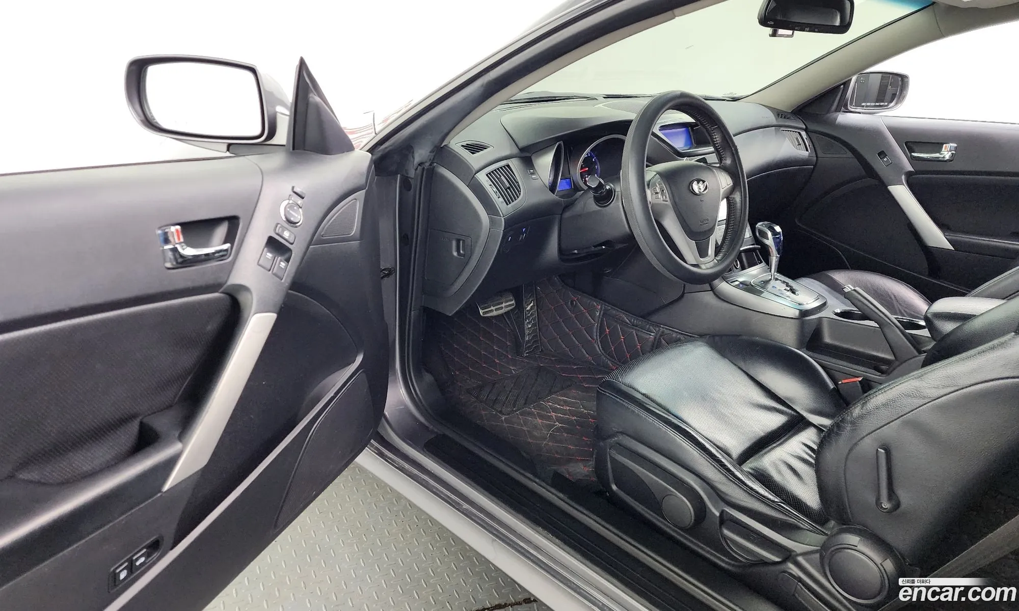 Hyundai Genesis Coupe 2010 — 15
