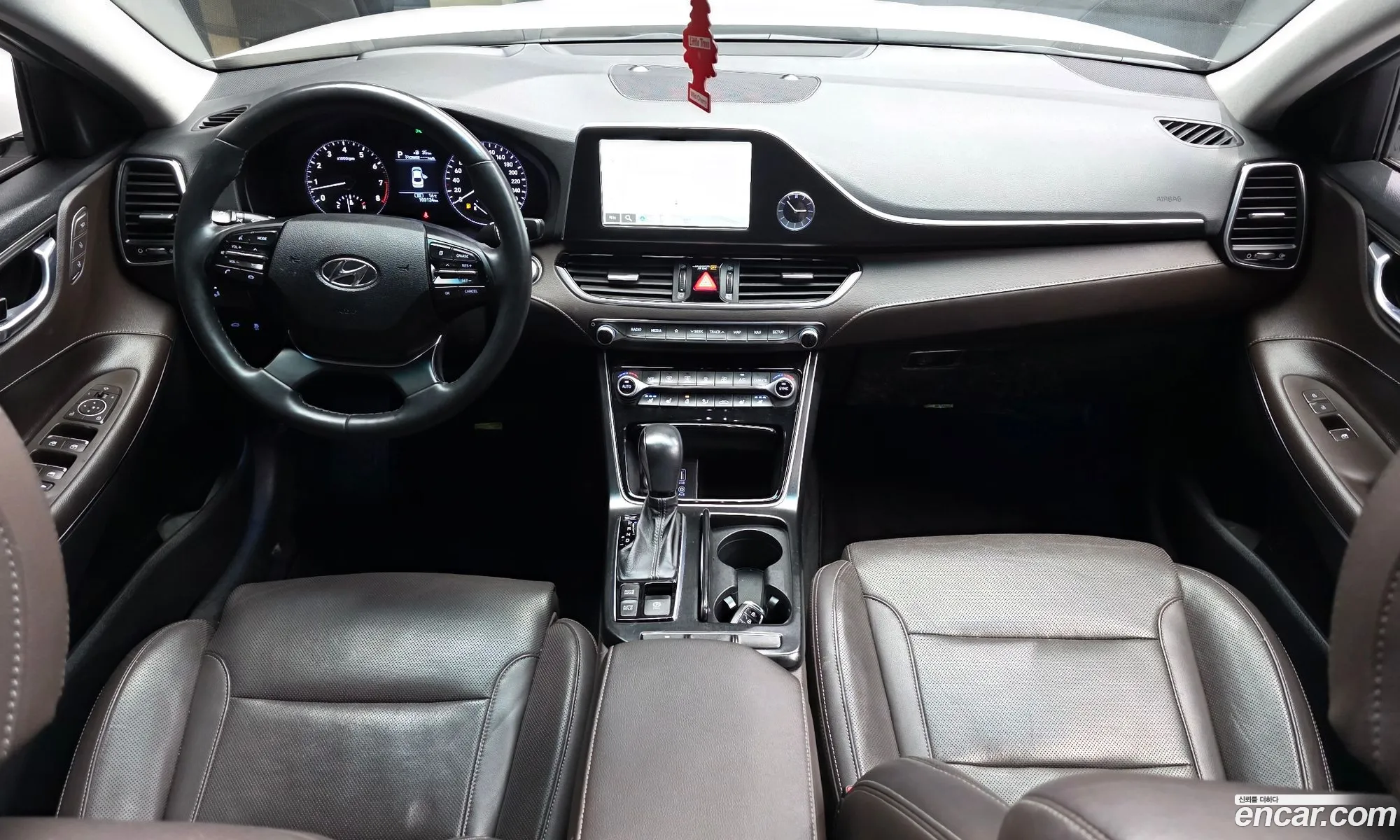 Hyundai Grandeur IG 2016 — 10