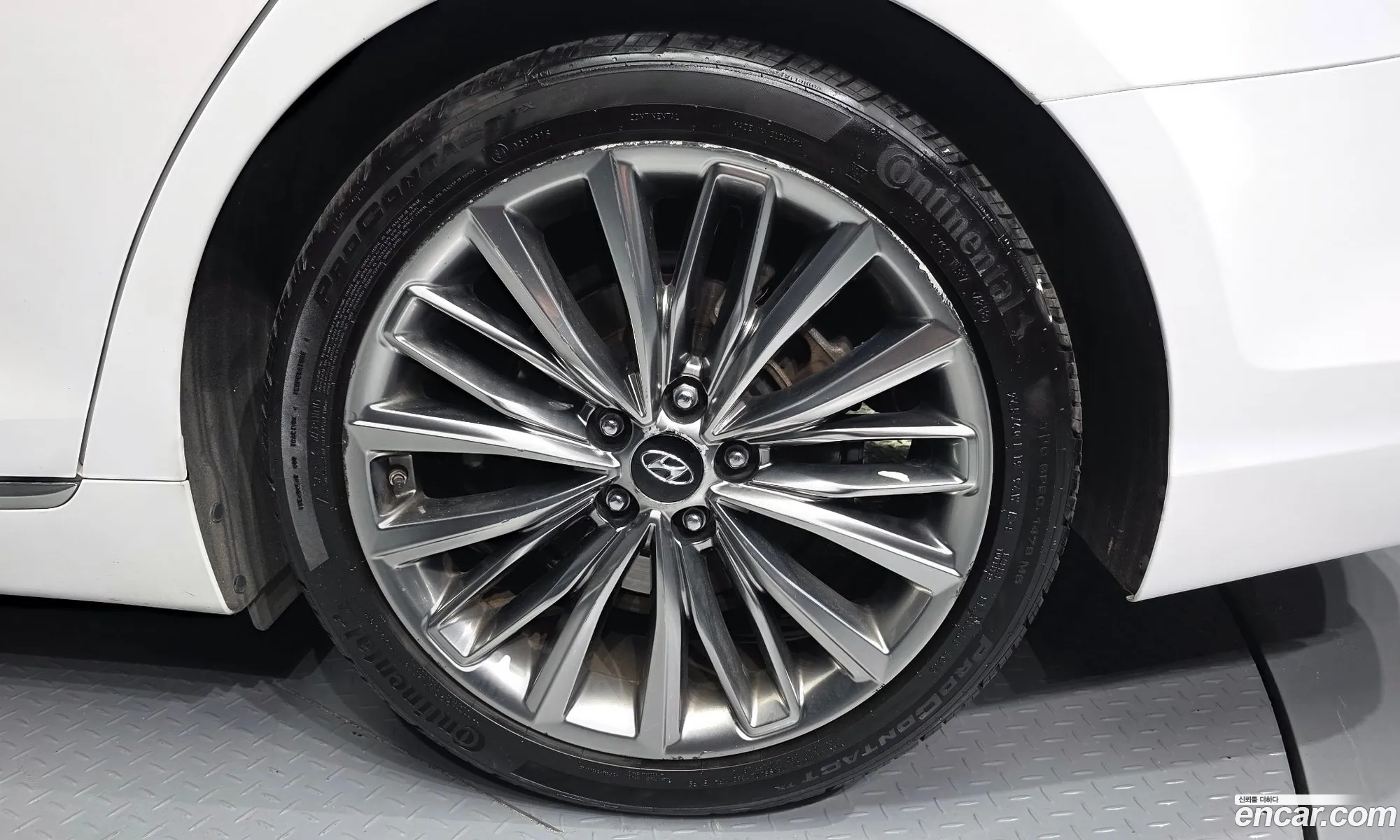 Hyundai Grandeur IG 2016 — 14