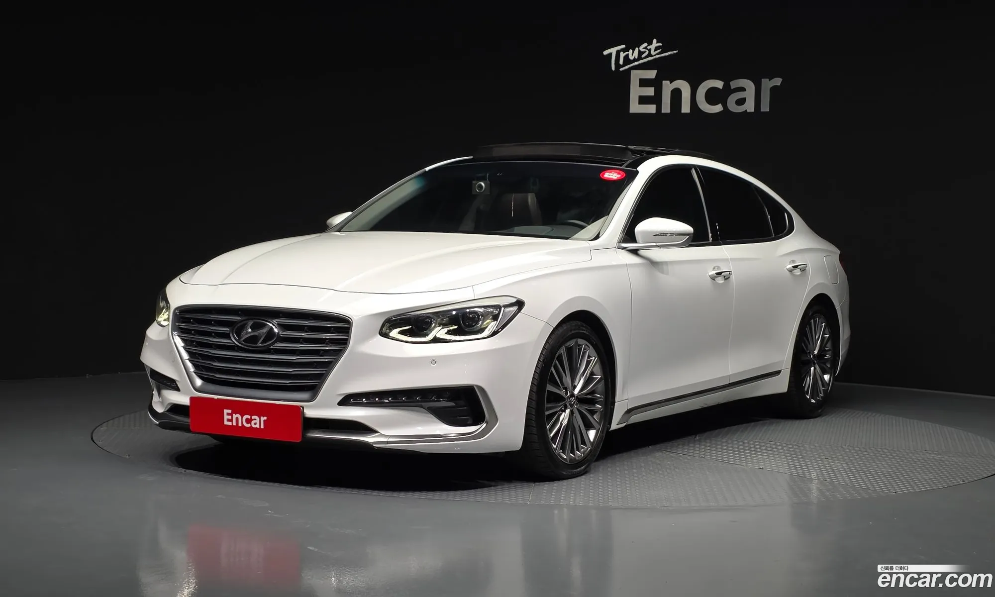 Hyundai Grandeur IG 2016 — 27
