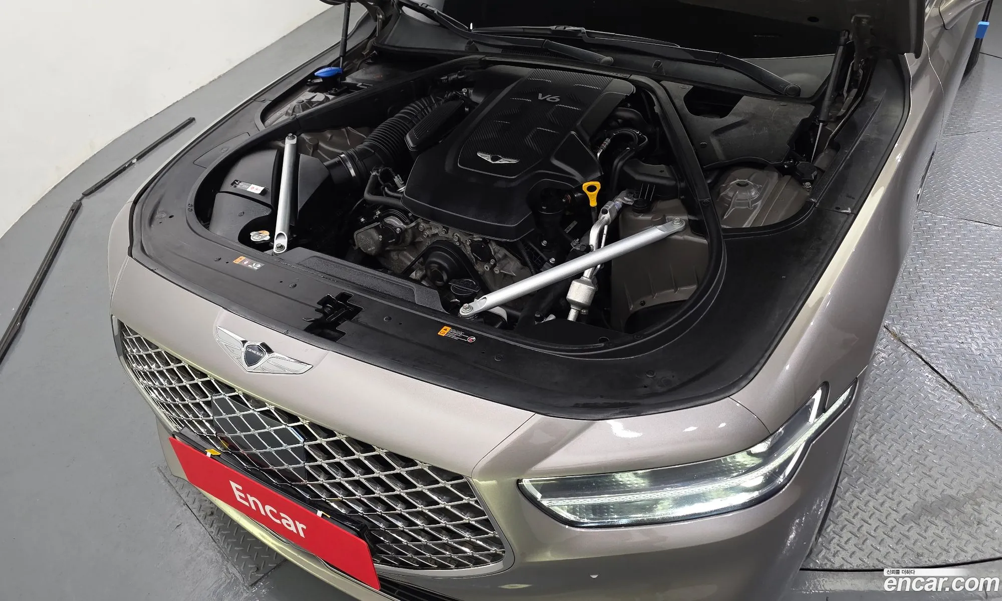 Genesis G90 2019 — 12