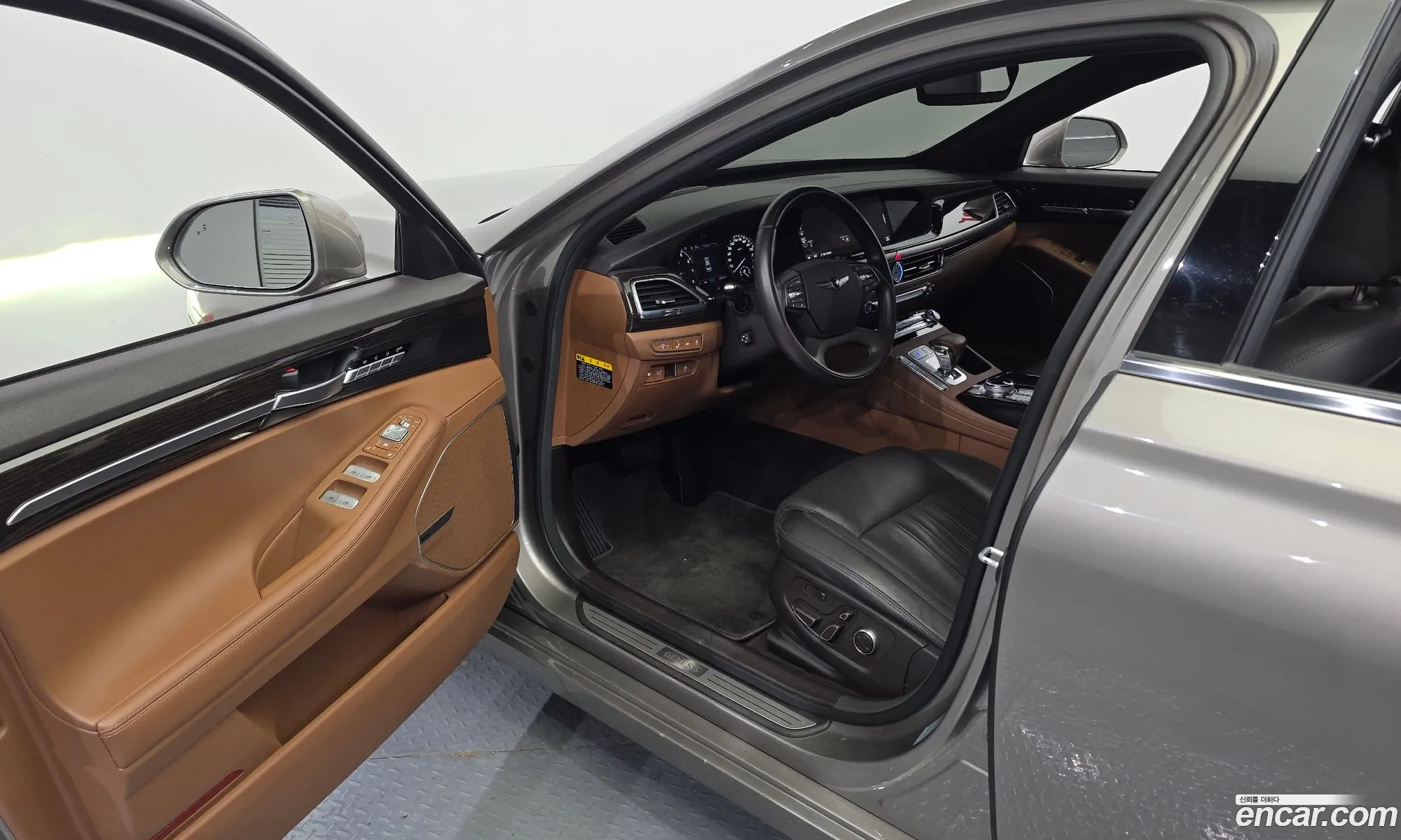 Genesis G90 2019 — 3