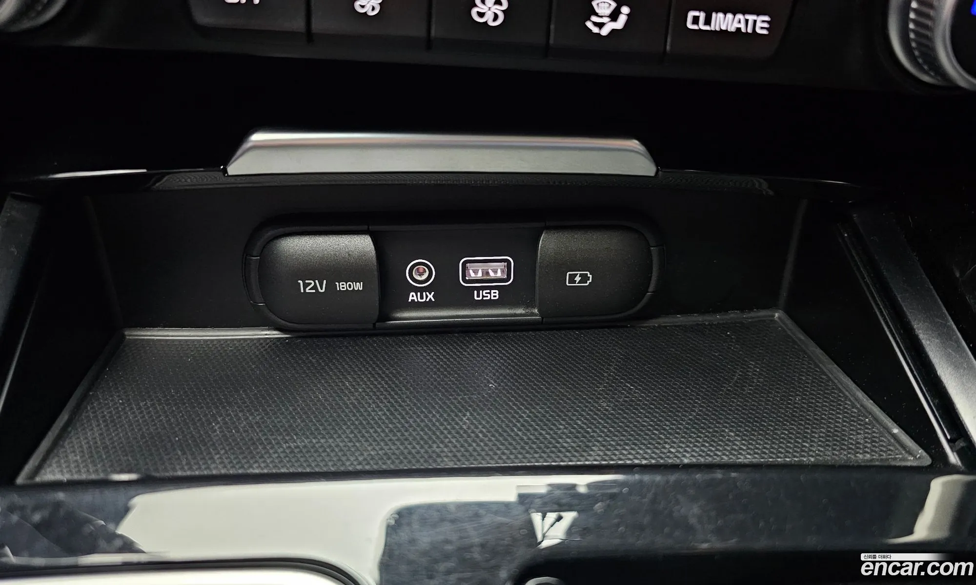 Kia Stinger 2018 — 27