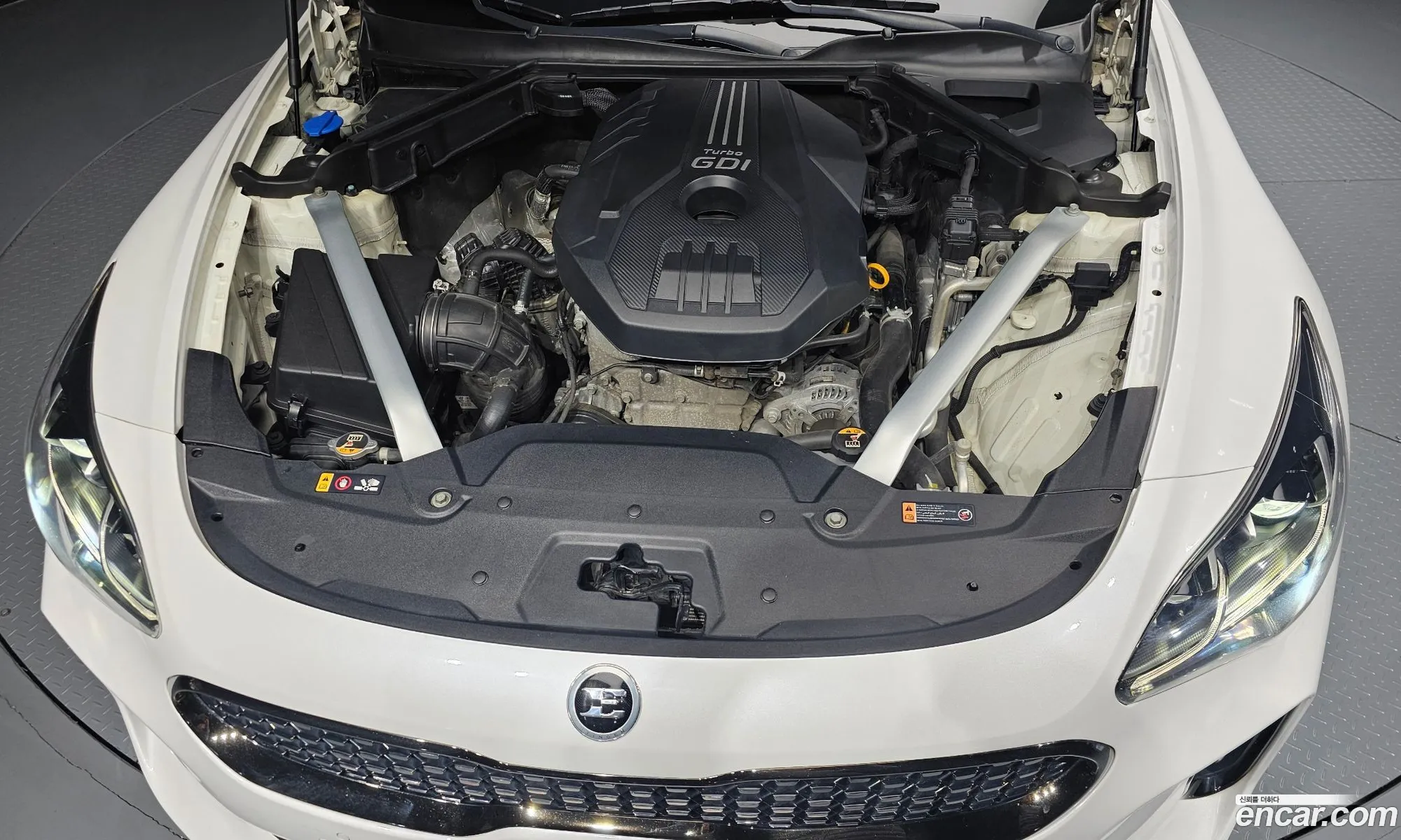 Kia Stinger 2018 — 31