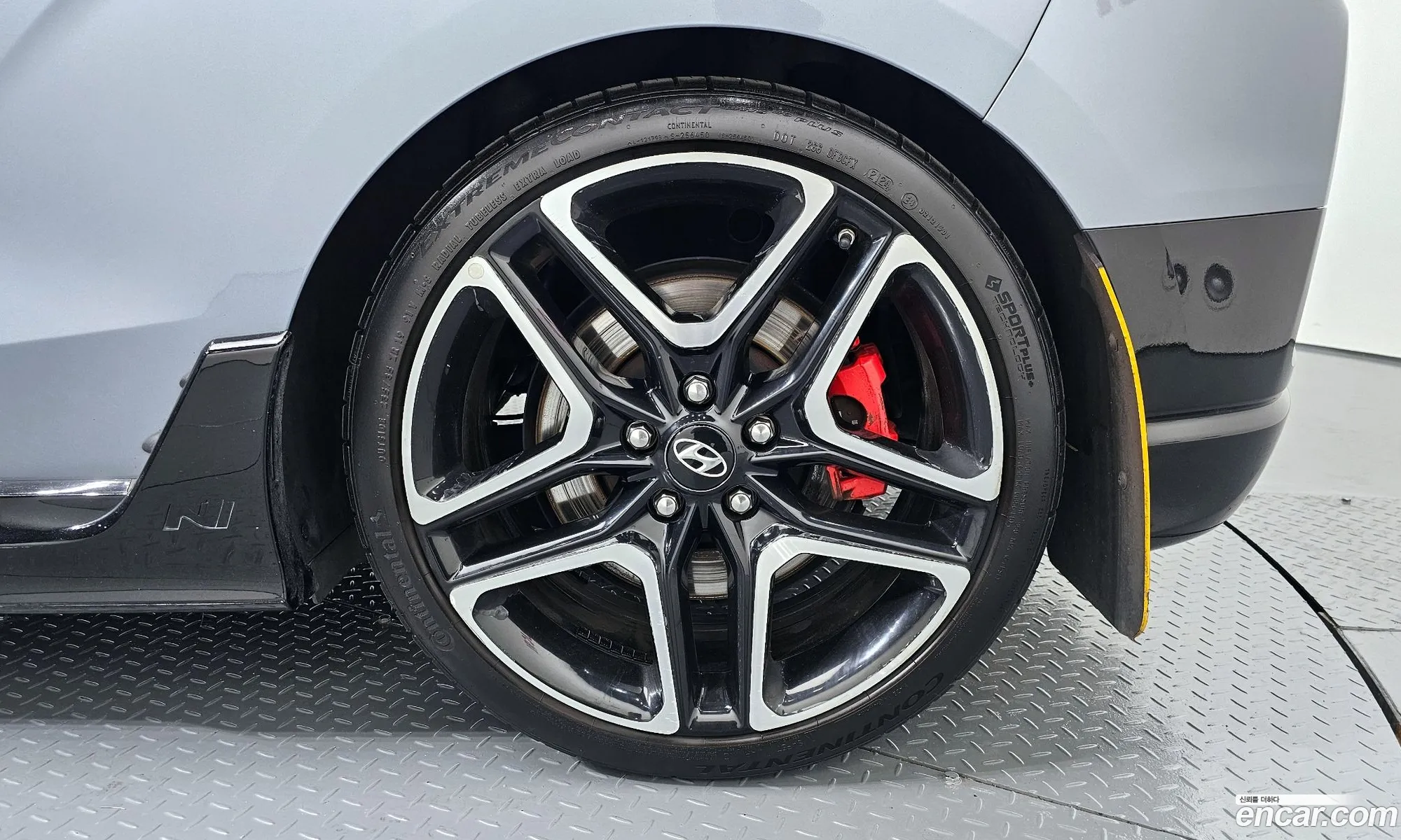 Hyundai Veloster 2019 — 27