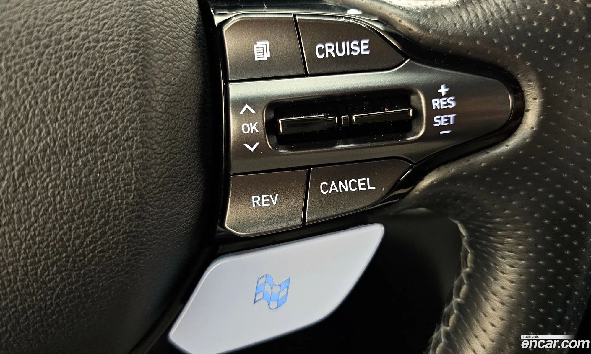 Hyundai Veloster 2019 — 17