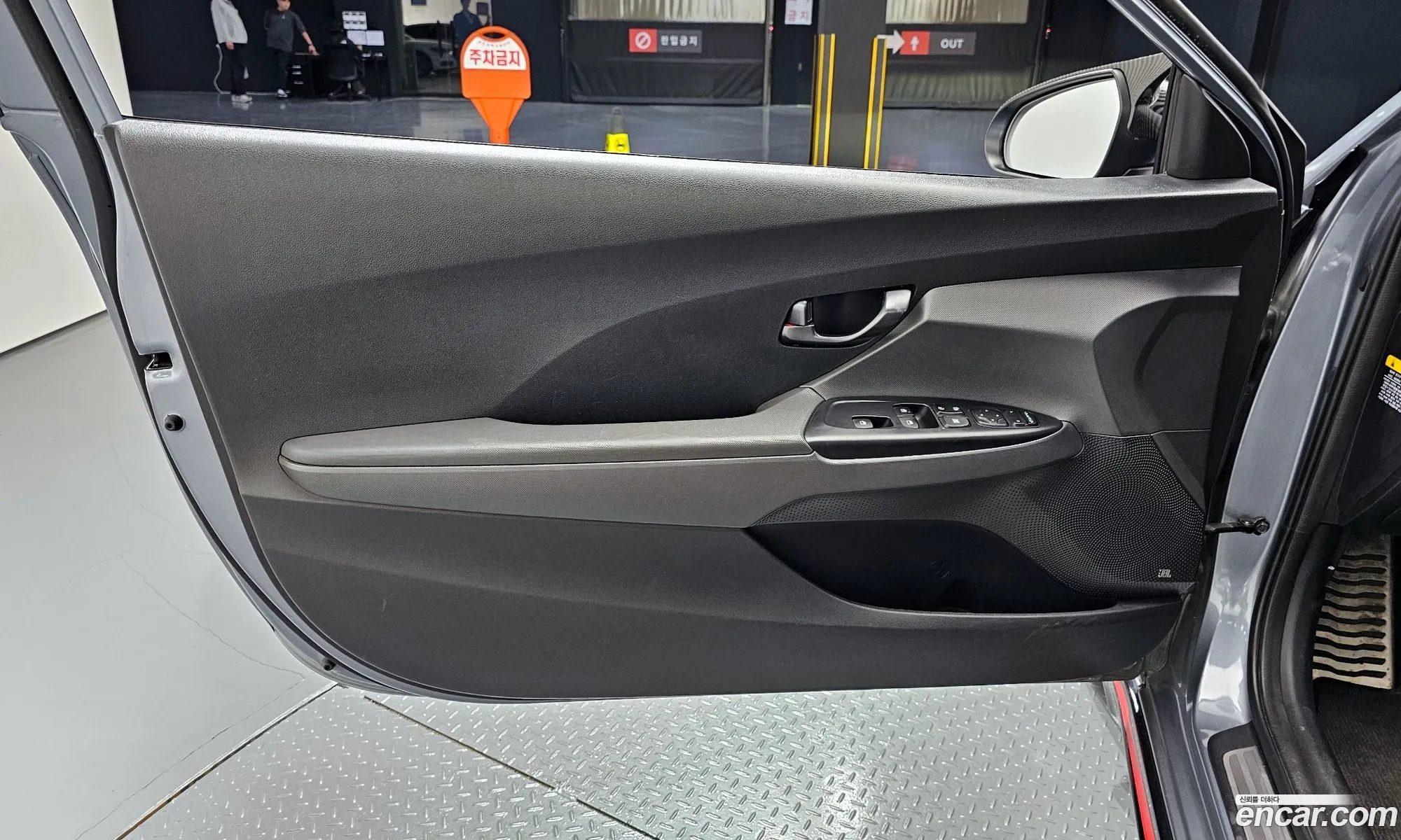 Hyundai Veloster 2019 — 8