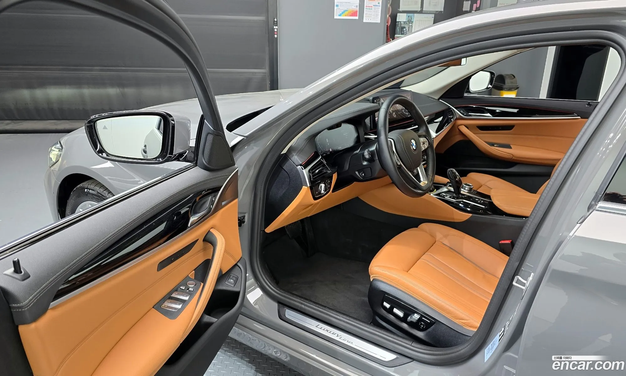 BMW 5 Series 2022 WBA11BH08NCJ99447 — 17